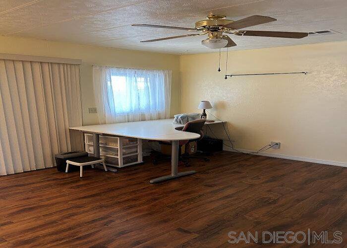 Vista, CA 92084,1501 Anza #37