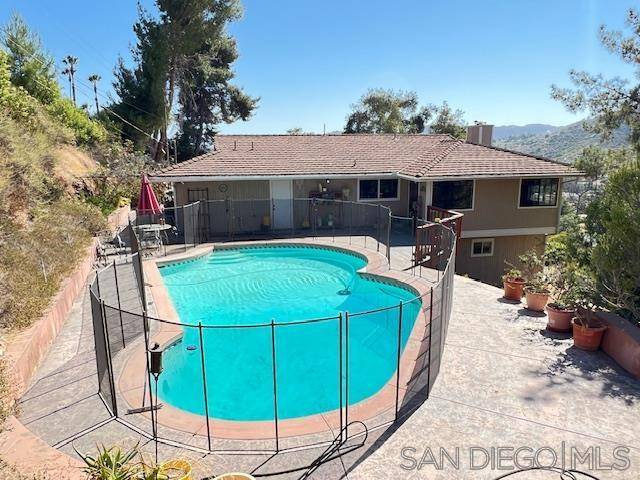 Escondido, CA 92026,11210 Adagio Way