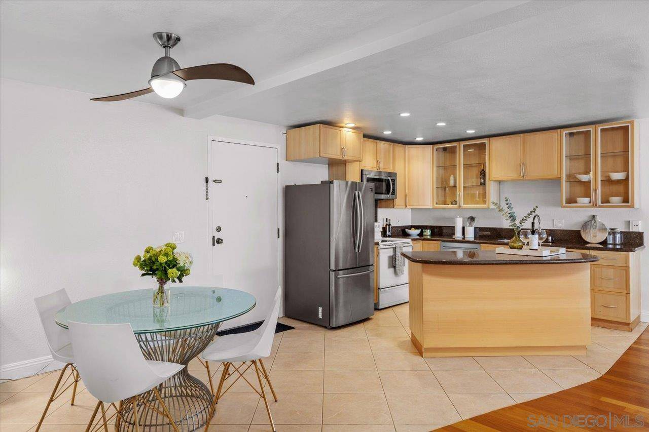 San Diego, CA 92122,8308 Regents Rd #2K
