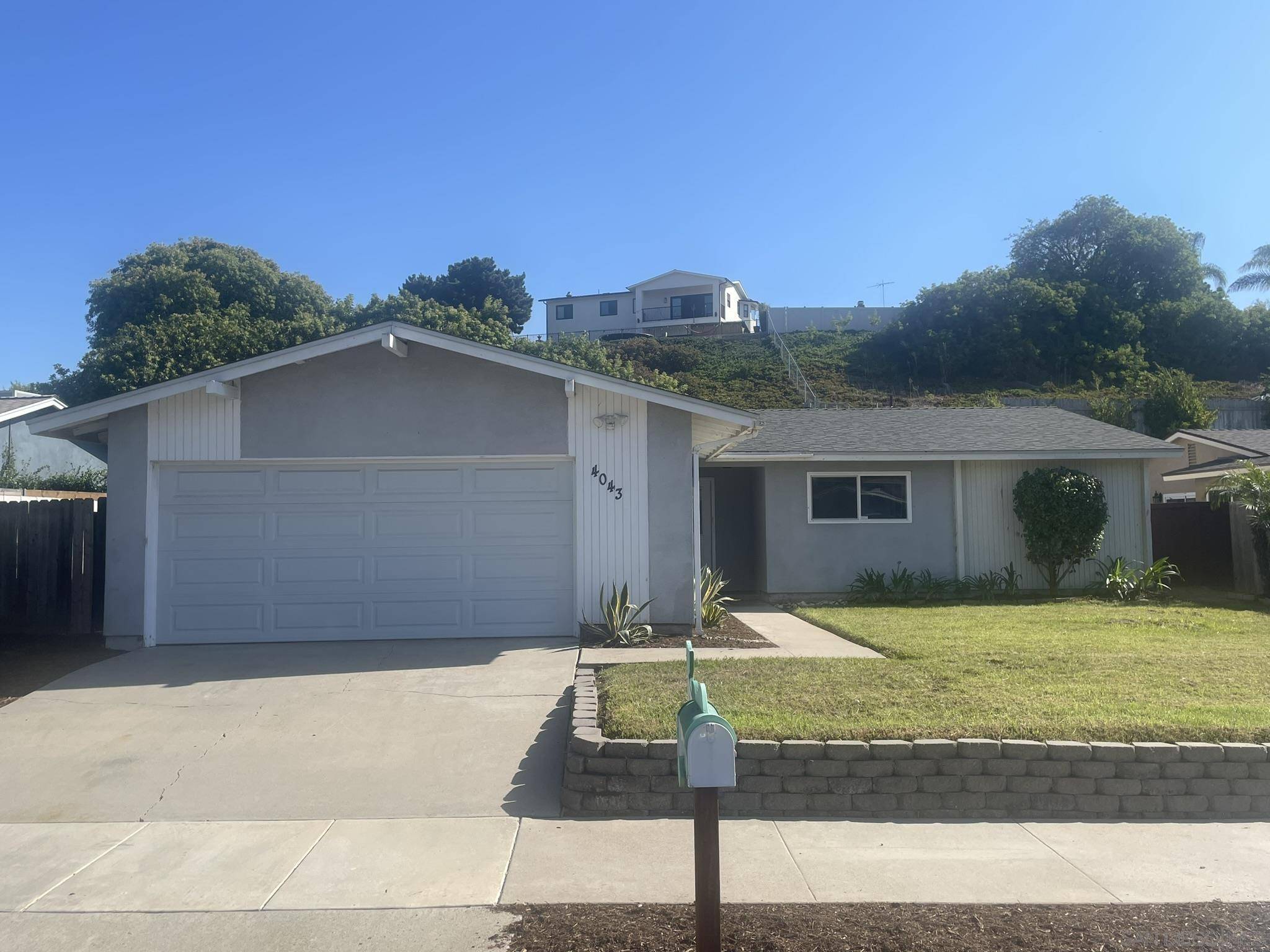 Oceanside, CA 92056,4043 Mira Costa St.