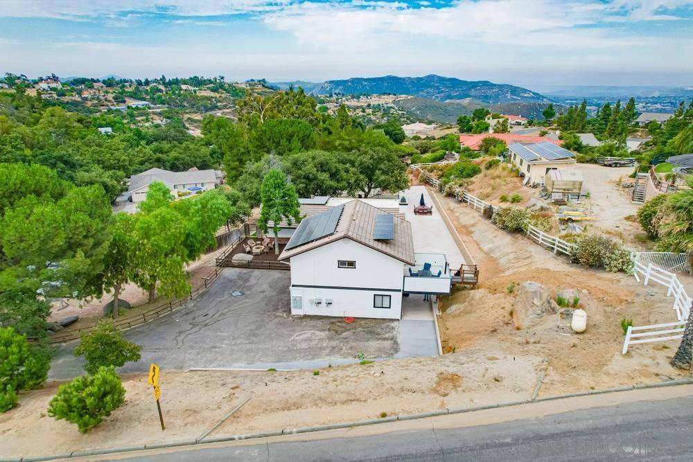 Alpine, CA 91901,558 Sneath Way