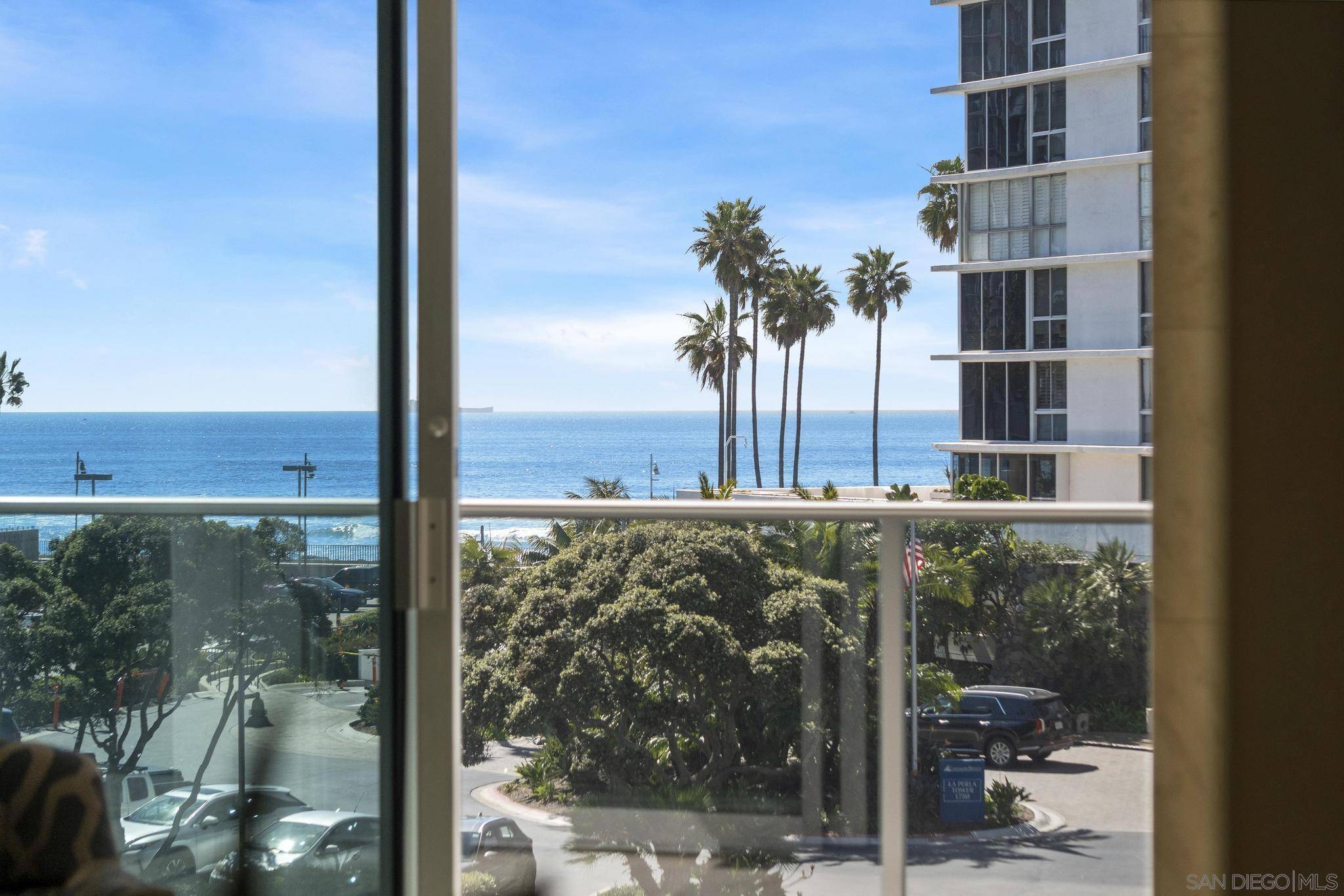 Coronado, CA 92118,1770 Avenida Del Mundo #202