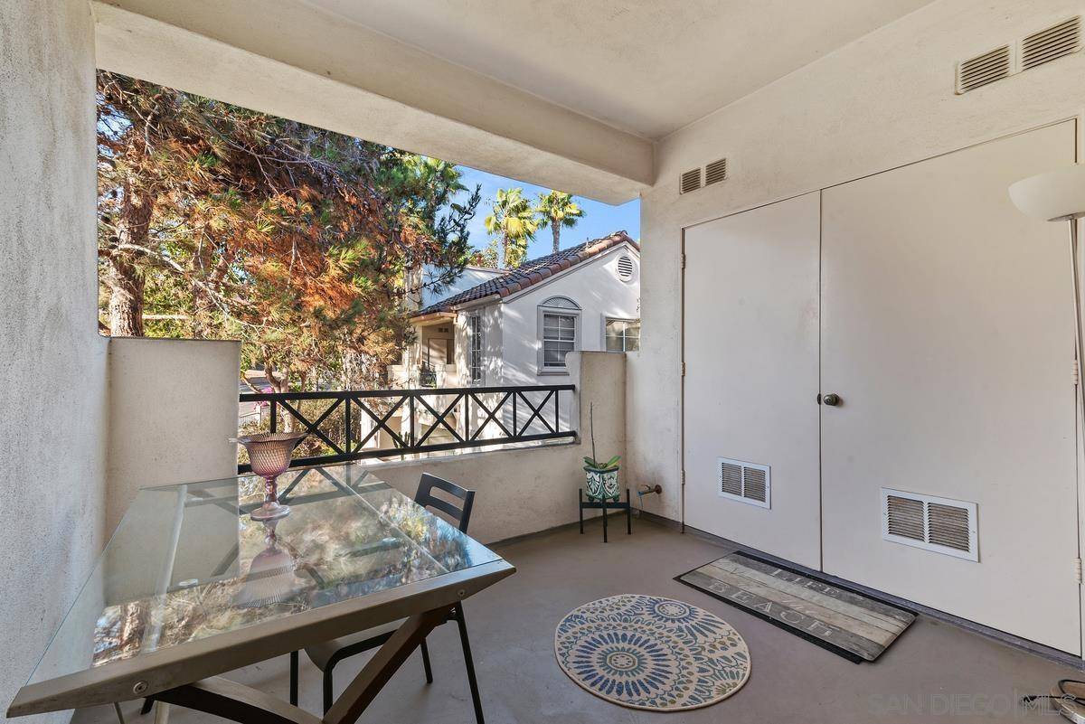 San Diego, CA 92130,3605 Bernwood Pl #74
