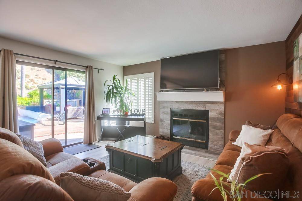 San Diego, CA 92129,14439 Rimgate Ct.