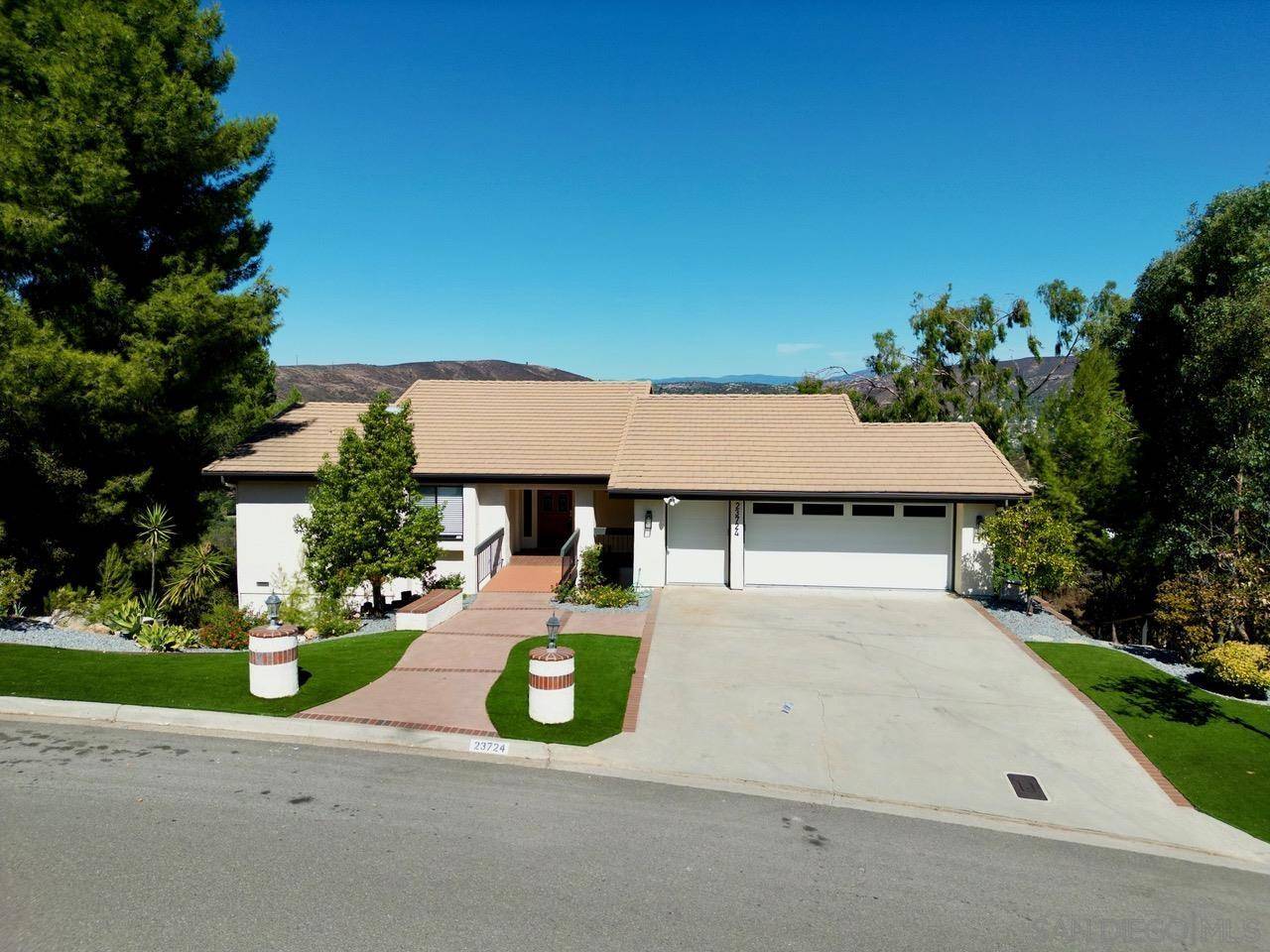 Ramona, CA 92065,23724 Calistoga Pl