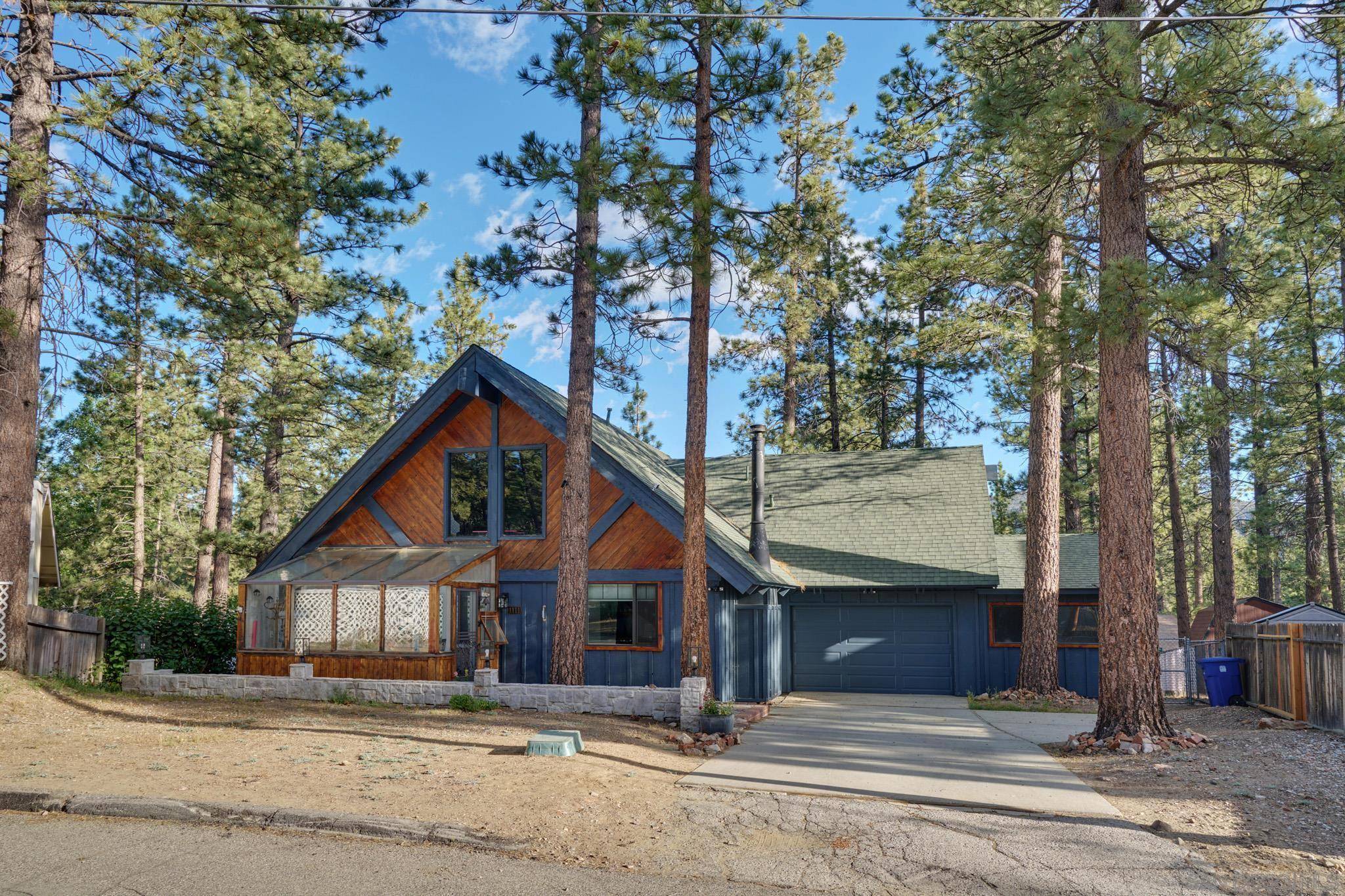 Big Bear City, CA 92314,1111 Elmwood Pl