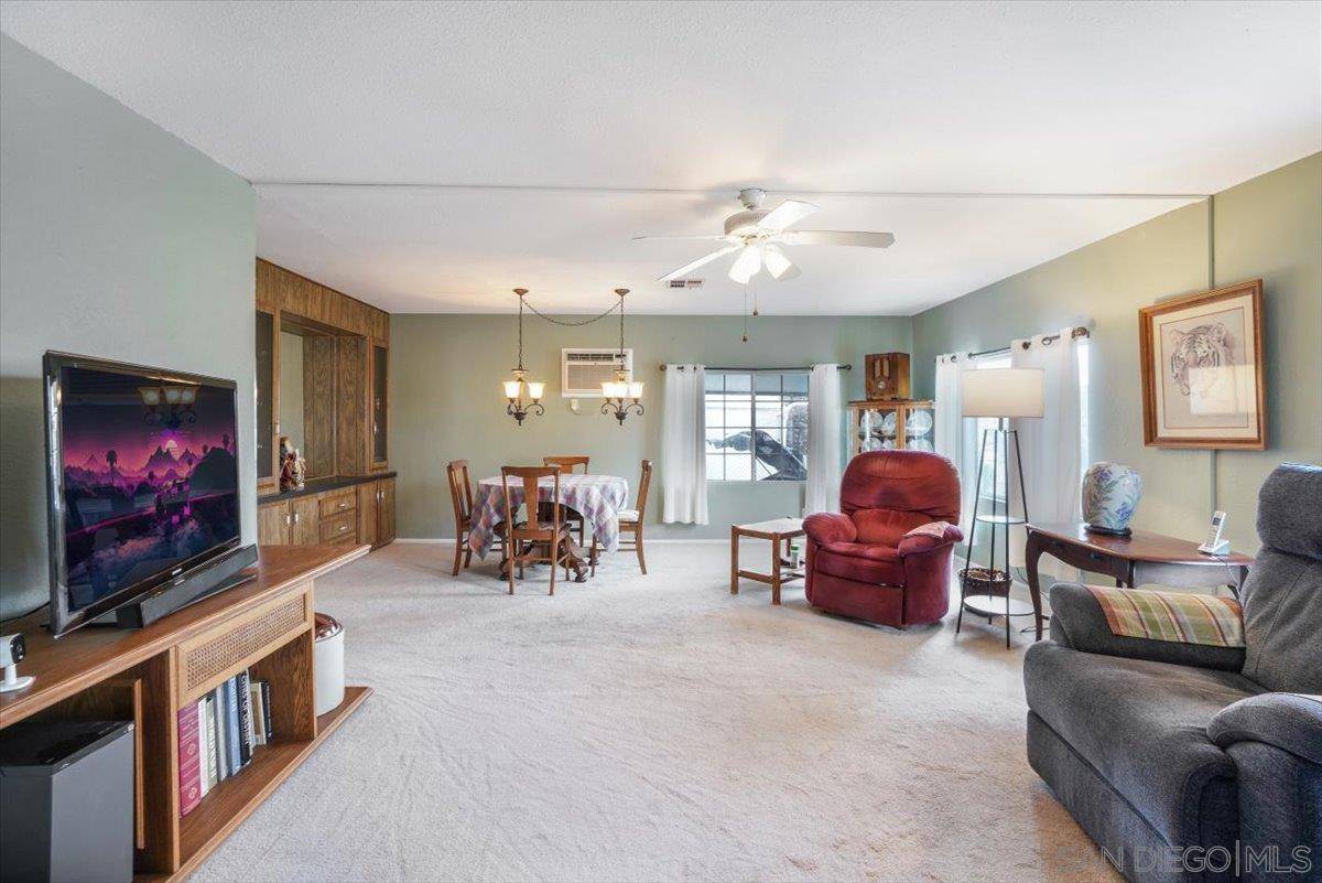 San Marcos, CA 92078,1145 E Barham Dr #60
