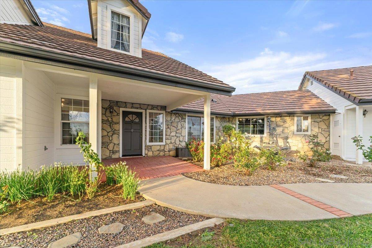 Fallbrook, CA 92028,40781 Via De La Roca