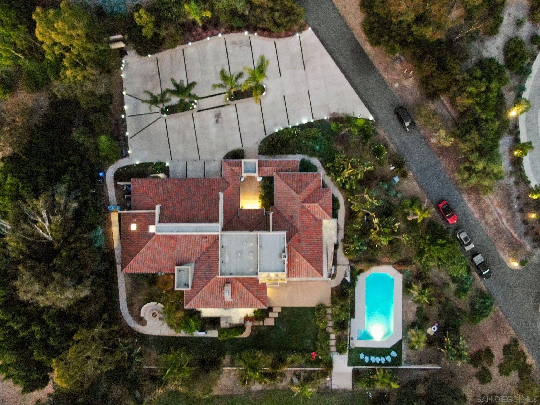 Rancho Santa Fe, CA 92067,15702 Circo Diegueno
