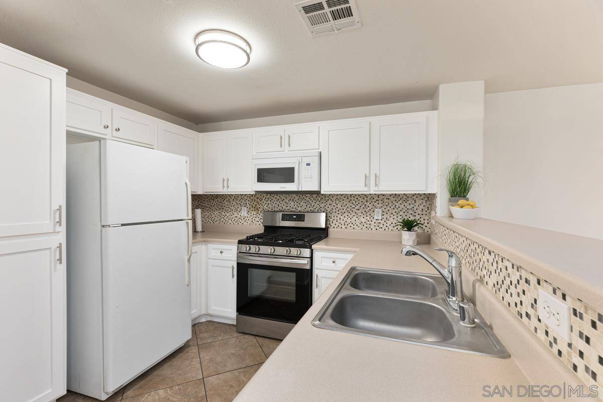 Temecula, CA 92592,31399 Taylor Lane