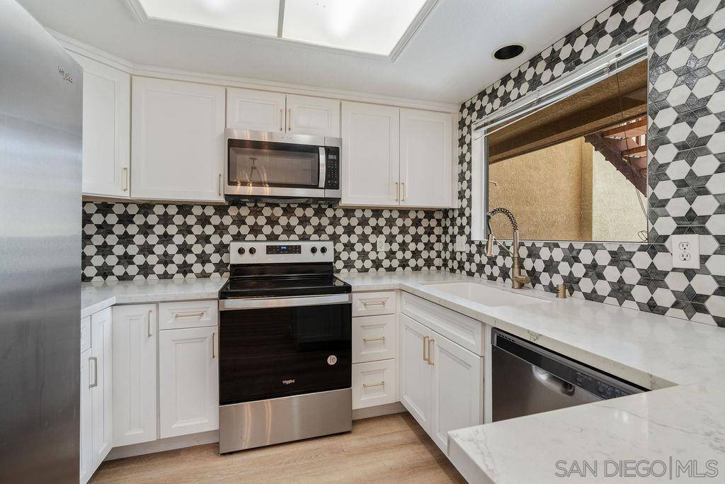 Temecula, CA 92591,42140 Lyndie Lane #31