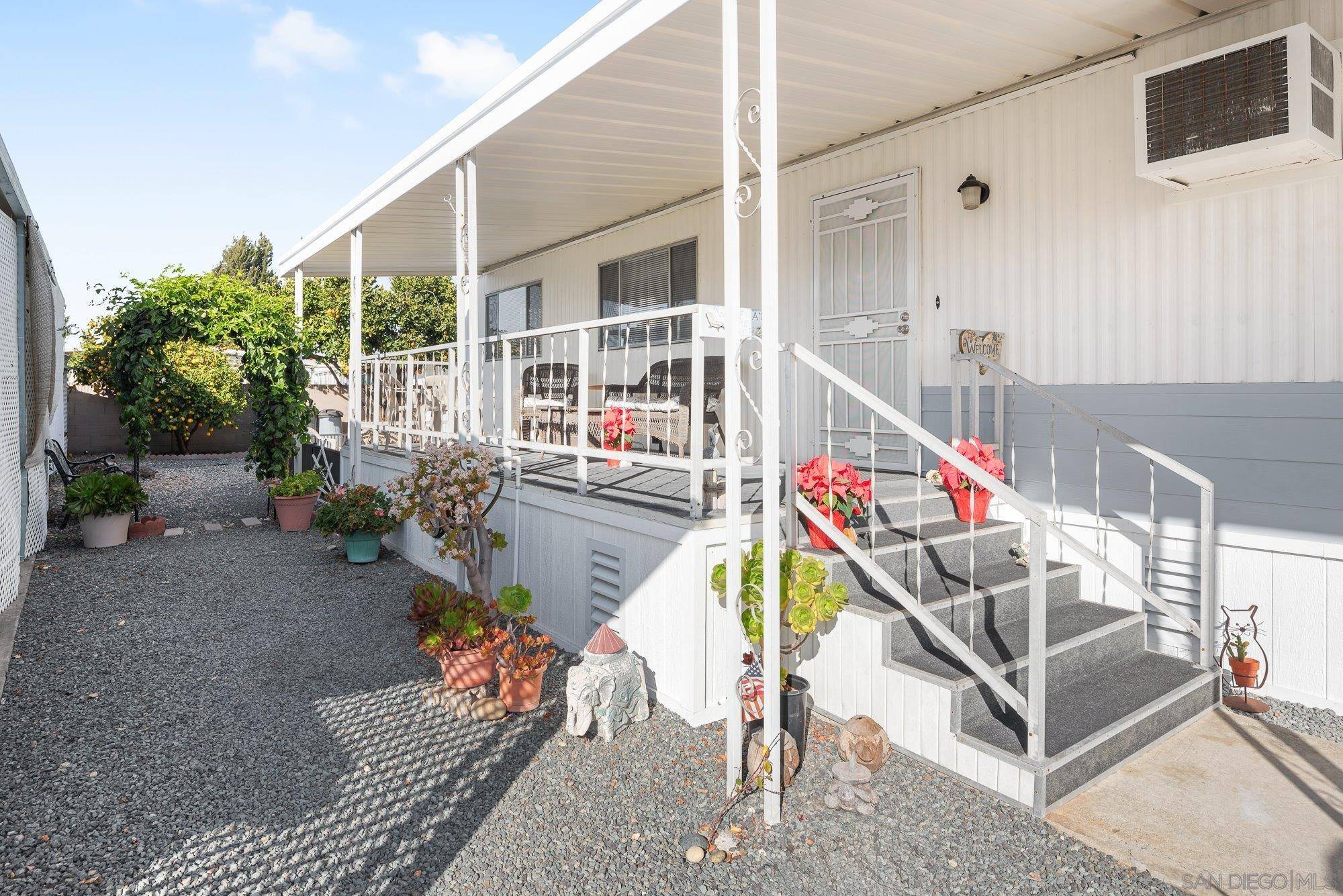 Oceanside, CA 92058,221 N El Camino Real #57