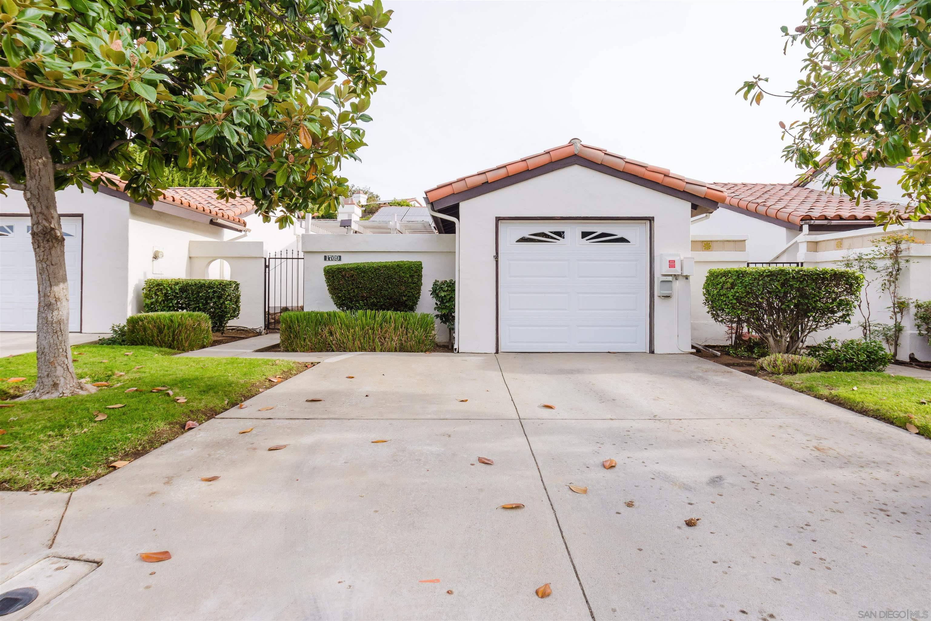 Fallbrook, CA 92028,1769 Woodbrook Lane