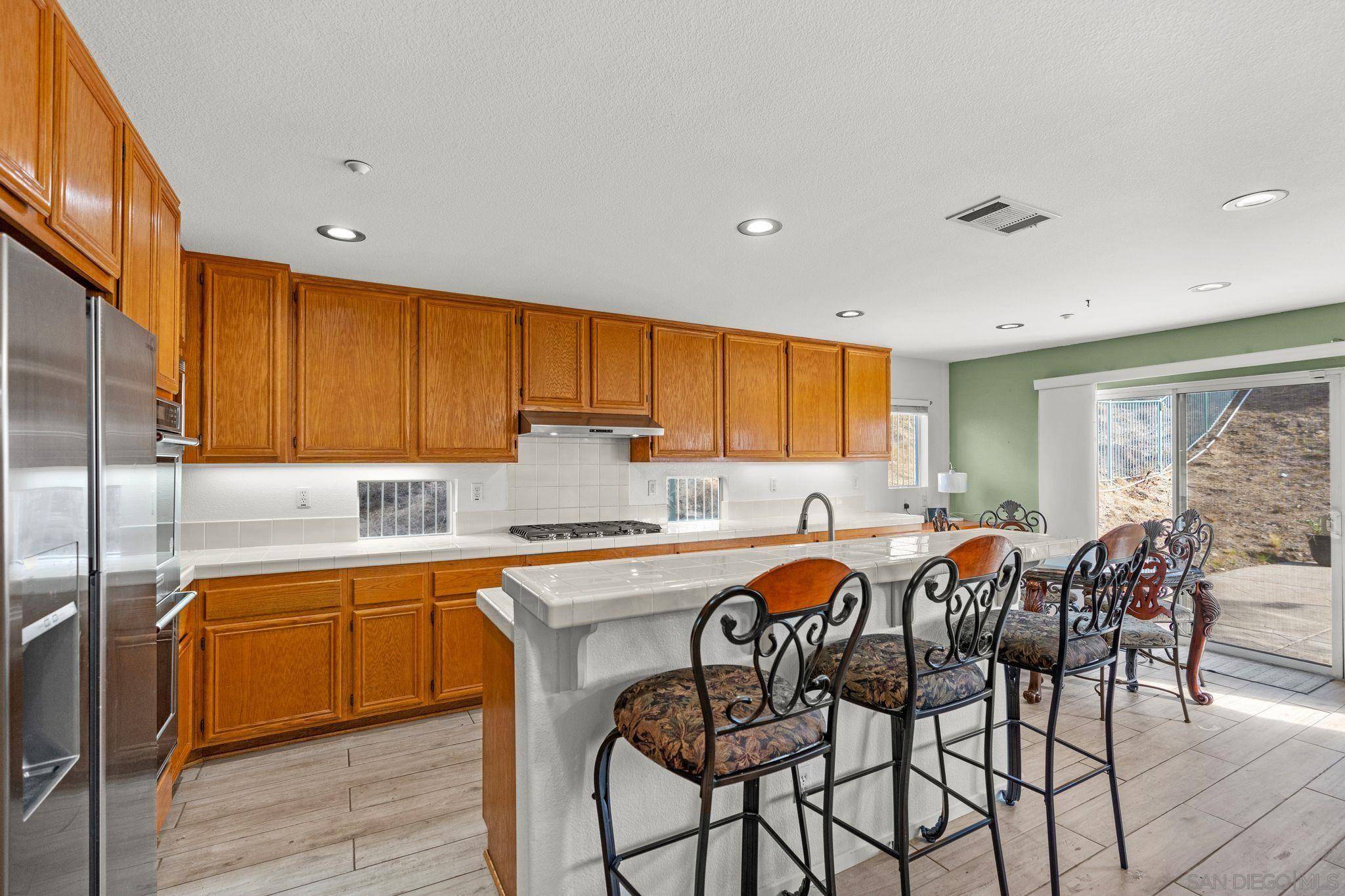 Spring Valley, CA 91978,2168 Pointe Parkway