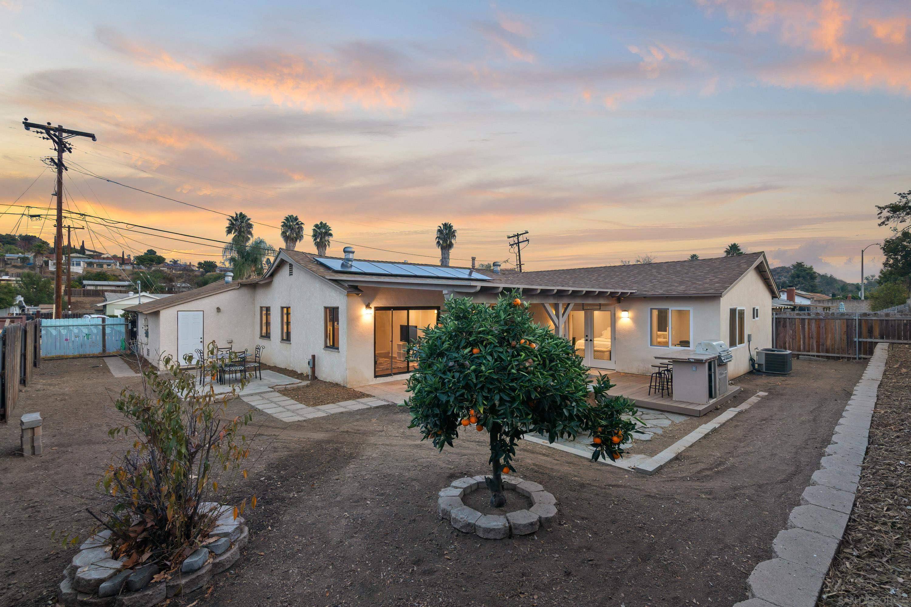 Poway, CA 92064,13314 Powers Rd