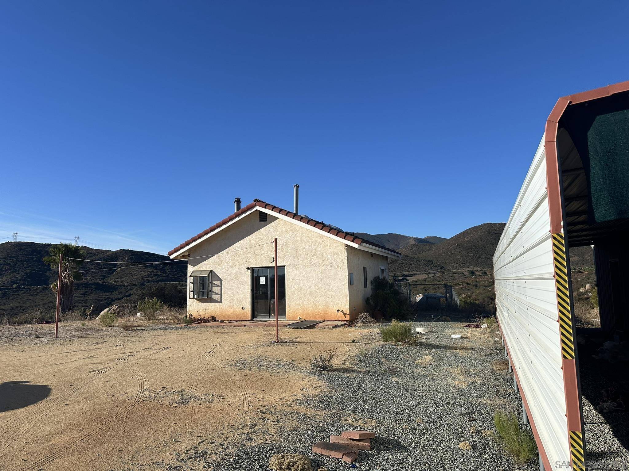 Dulzura, CA 91917,18174 Bee Canyon Rd