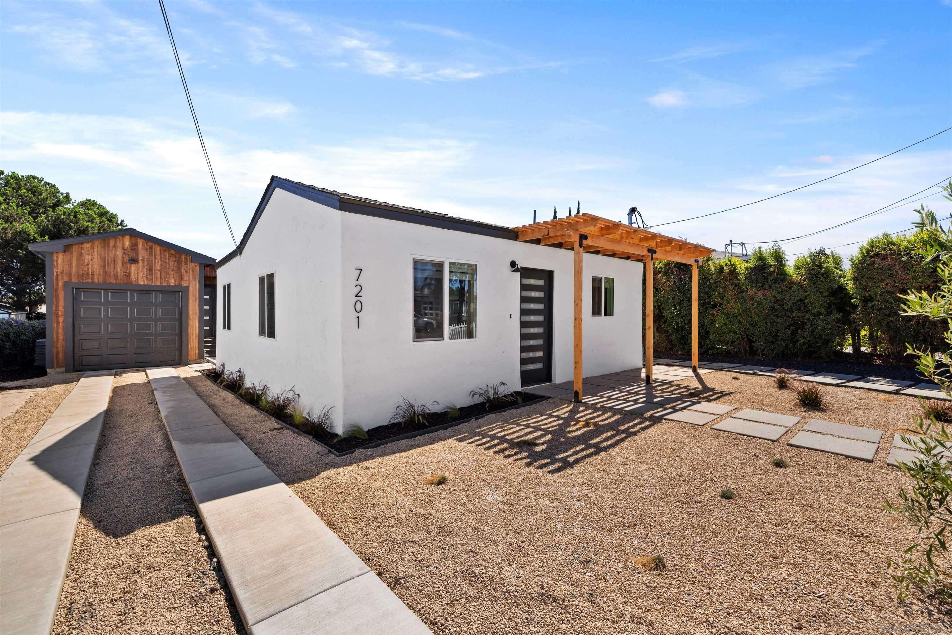 La Mesa, CA 91942,7201 Amherst St