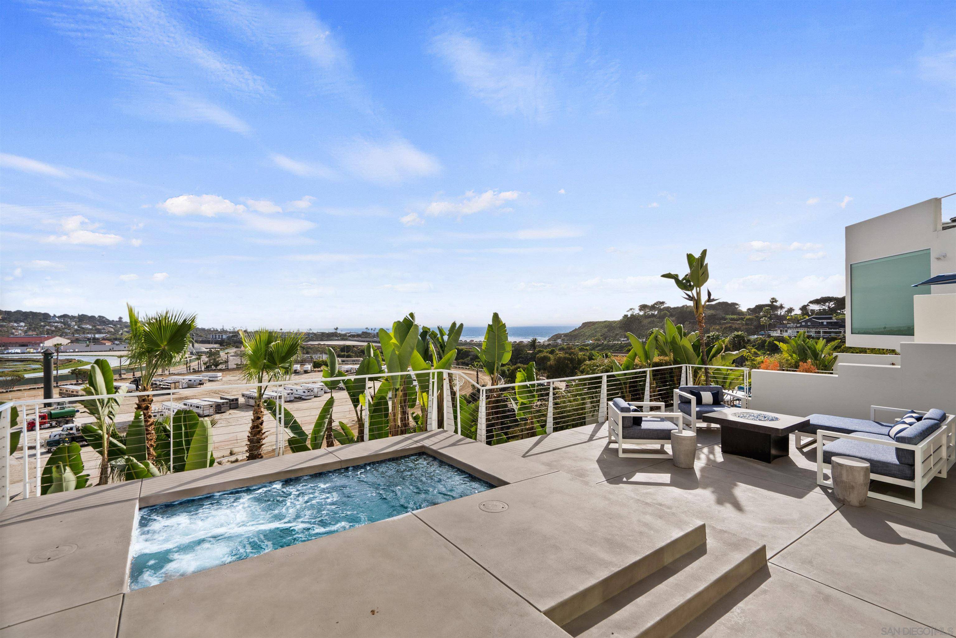 Del Mar, CA 92014,121 Via de La Valle