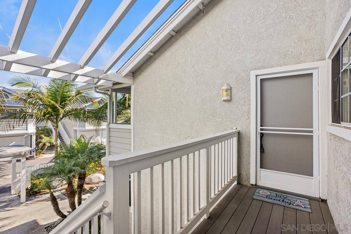 Oceanside, CA 92054,400 N Myers #32