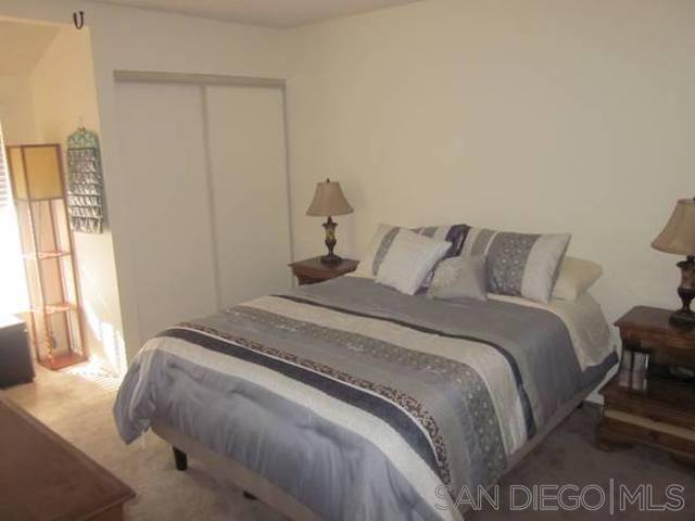 San Diego, CA 92139,6876 Bear River Row #3