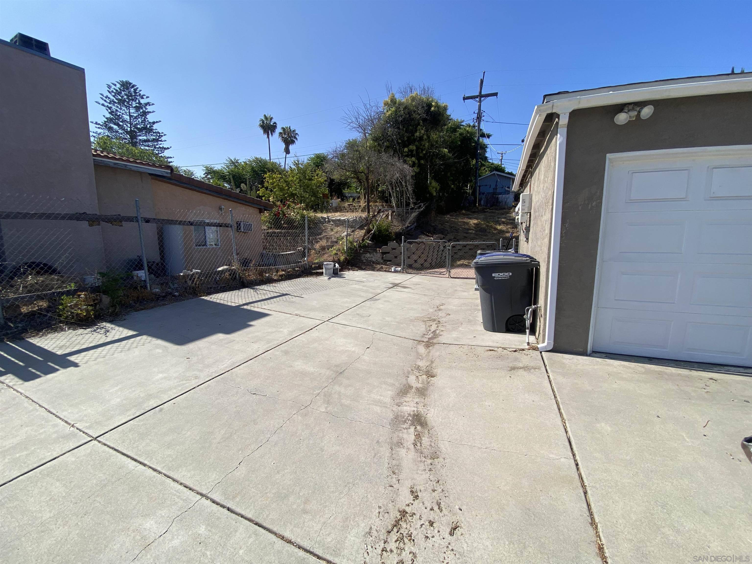 Spring Valley, CA 91978,10341 Del Rio Rd