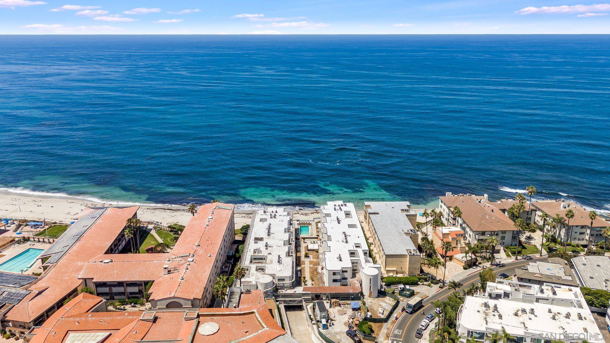 La Jolla, CA 92037,100 Coast Blvd #302