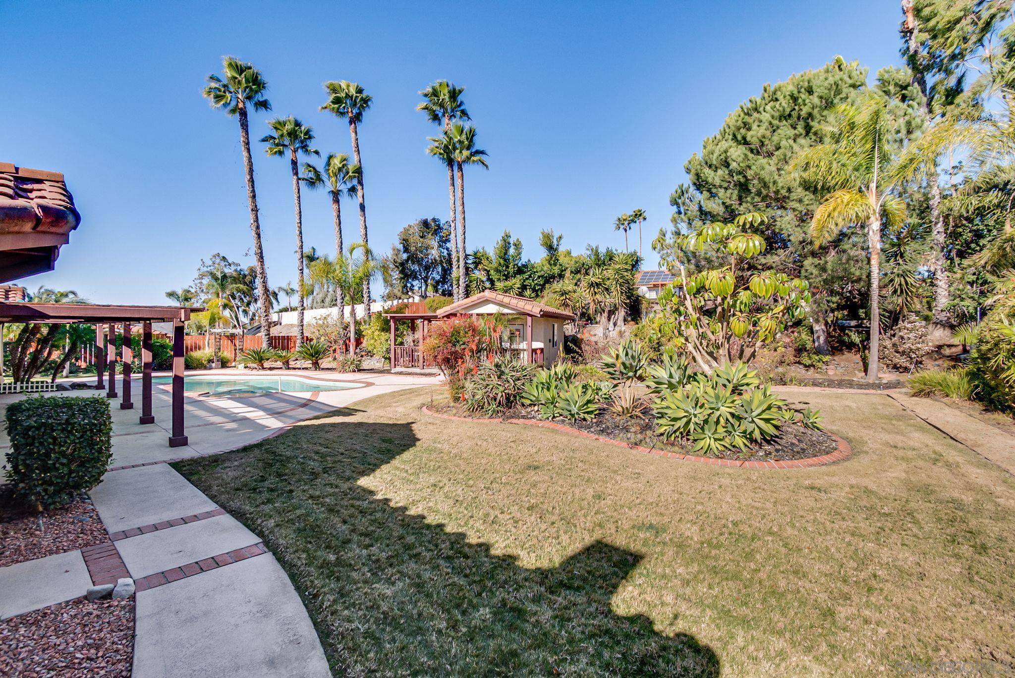 Escondido, CA 92029,2336 CORTINA CIRCLE