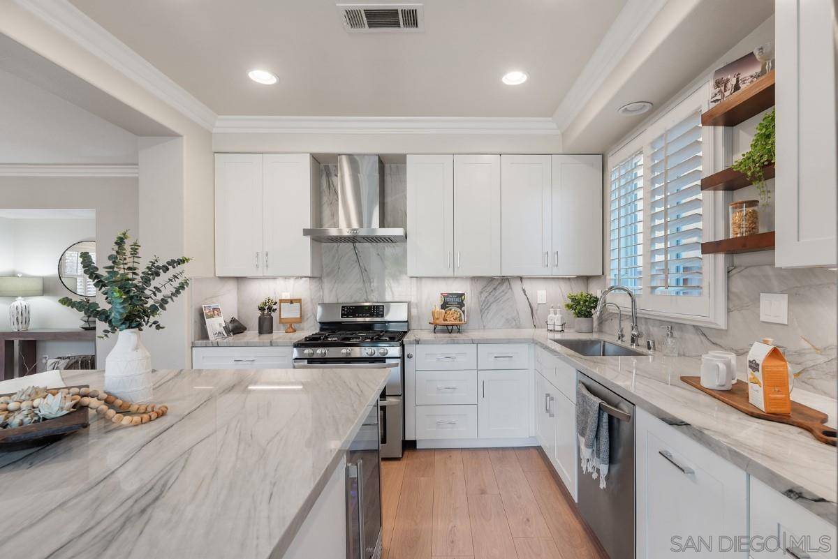 San Marcos, CA 92078,431 Camino Hermoso