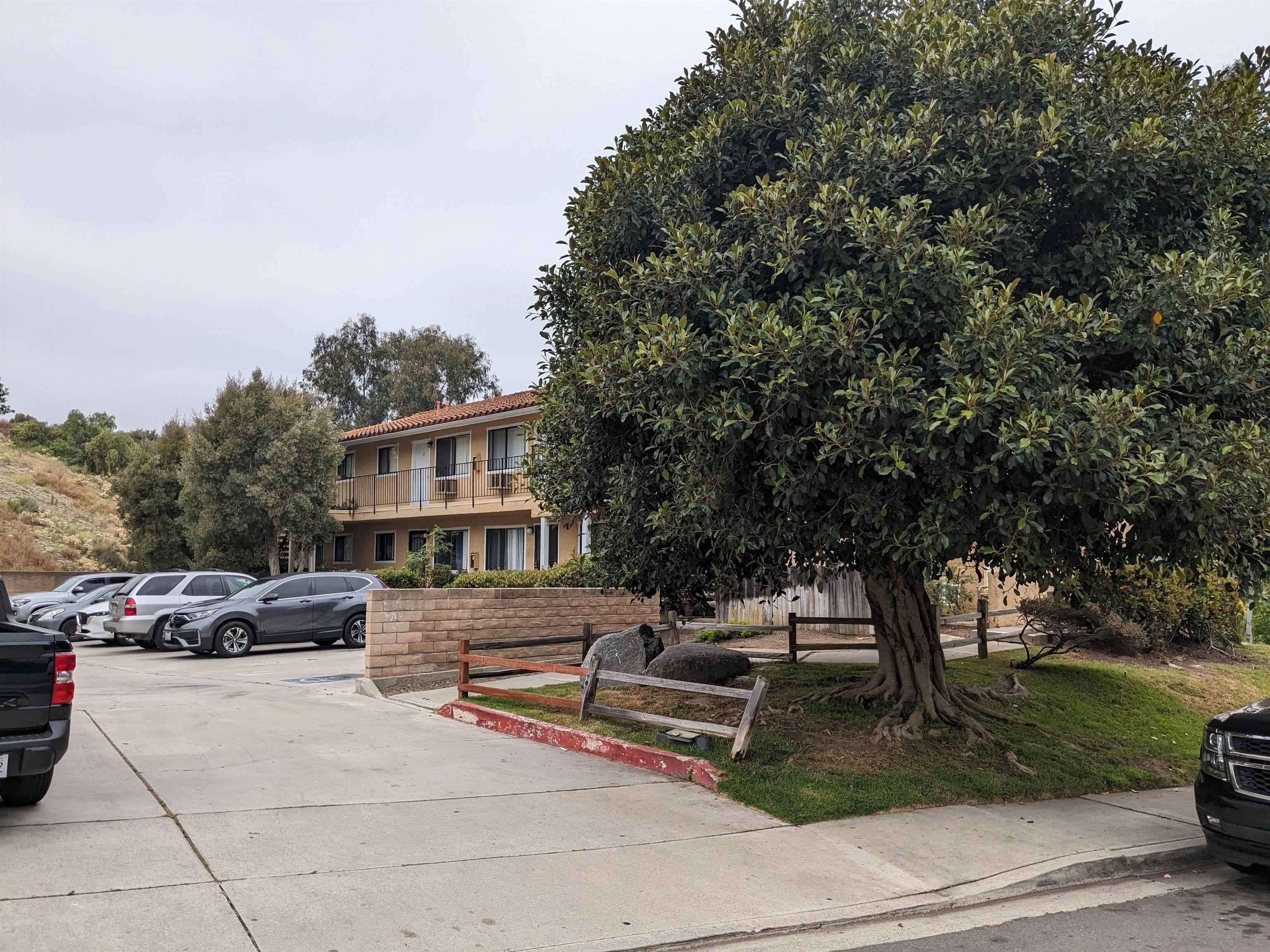 Vista, CA 92081,315 Pomelo Dr