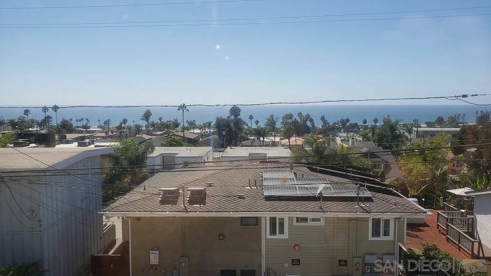 Cardiff By The Sea, CA 92007,2166 OXFORD AVE #2