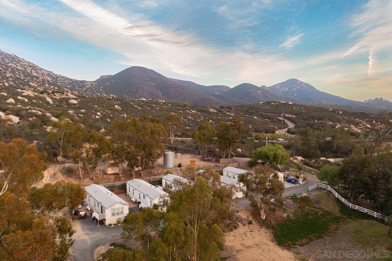 Poway, CA 92064,15348-15358 Running Deer Trail