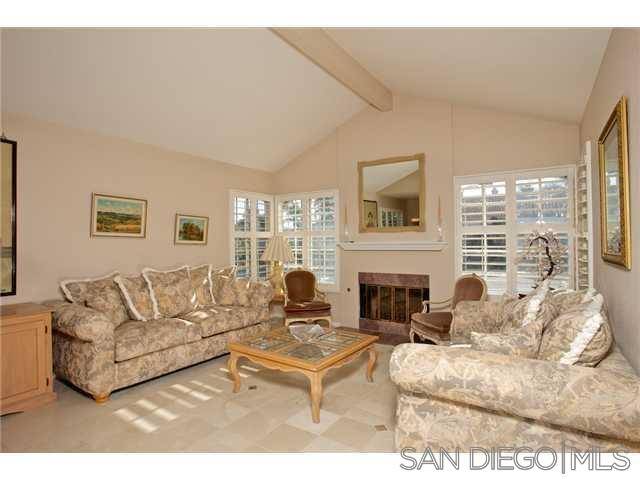 Carlsbad, CA 92009,7970 Camino Gato