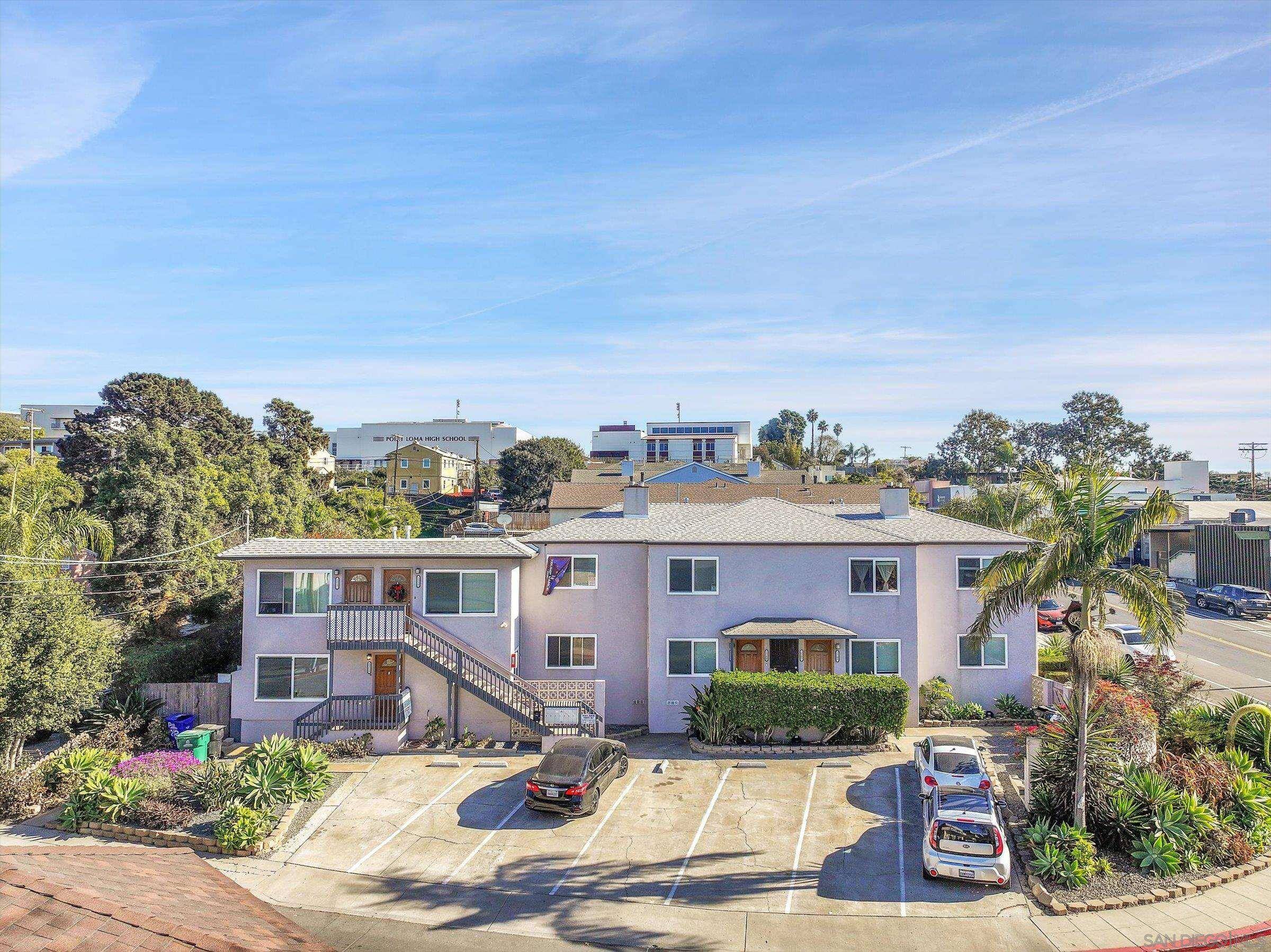 San Diego, CA 92106,2205-2217 Poinsettia Drive