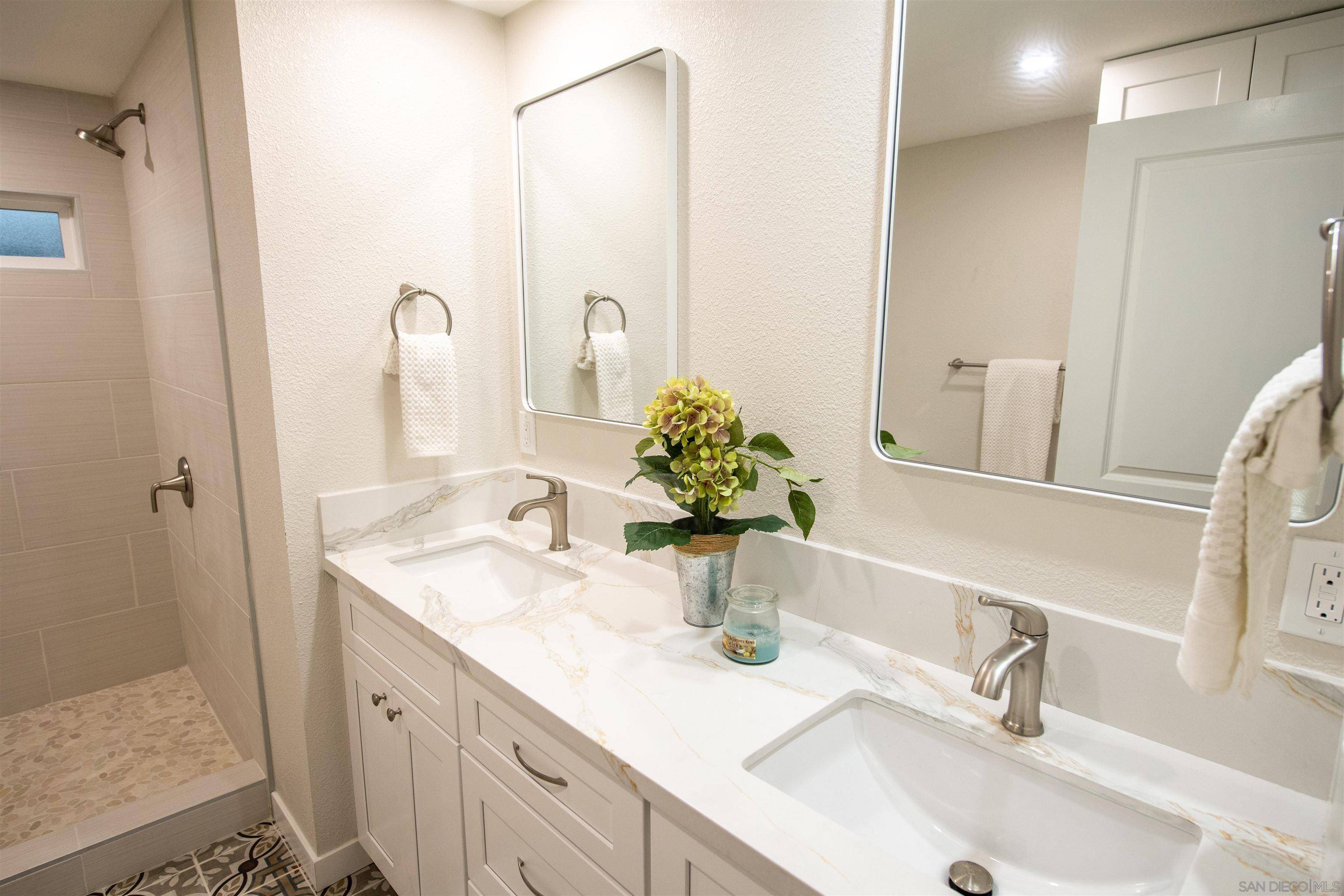 Santee, CA 92071,9255 N Magnolia Ave #335