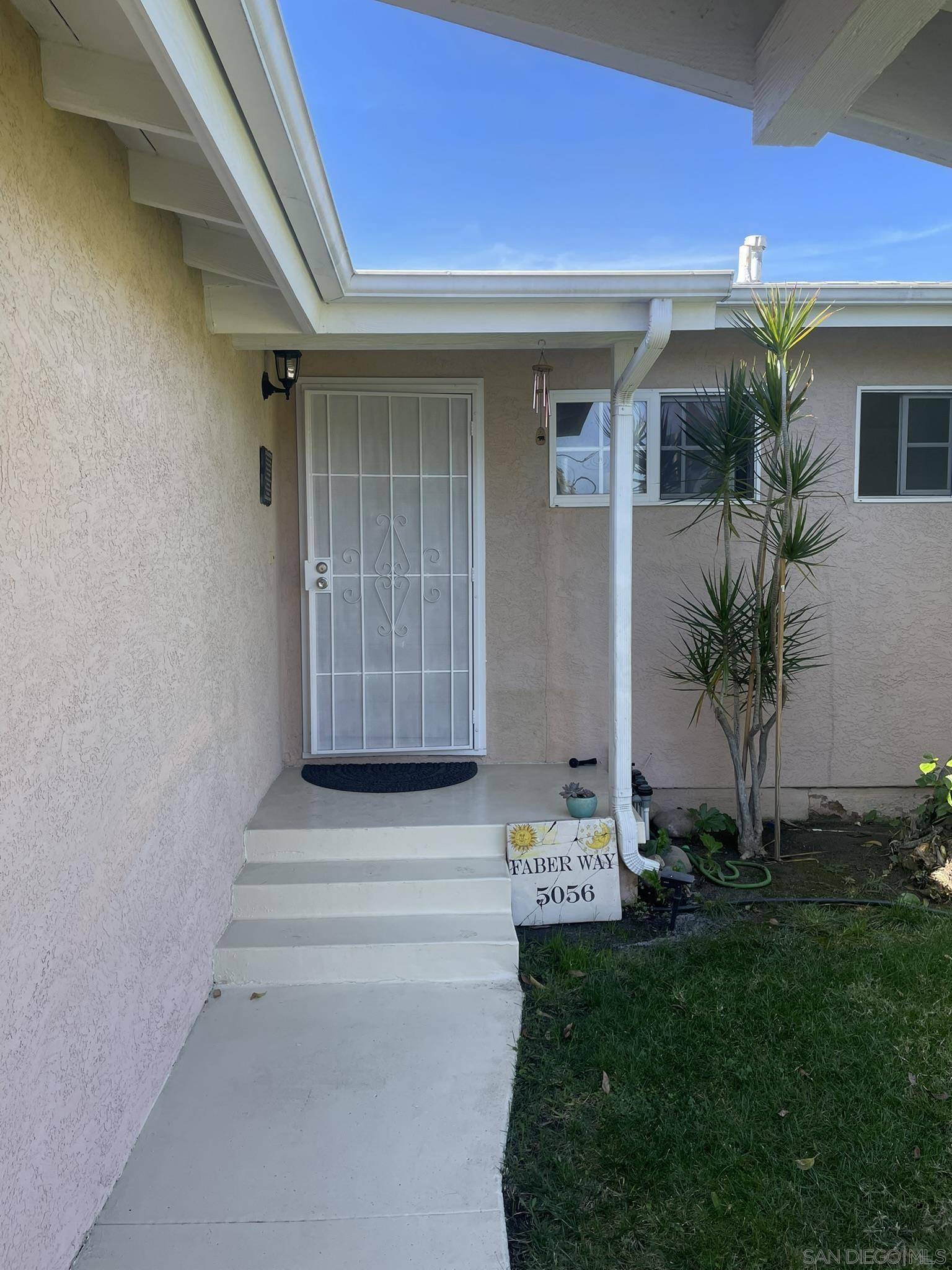 San Diego, CA 92115,646 Faber Way