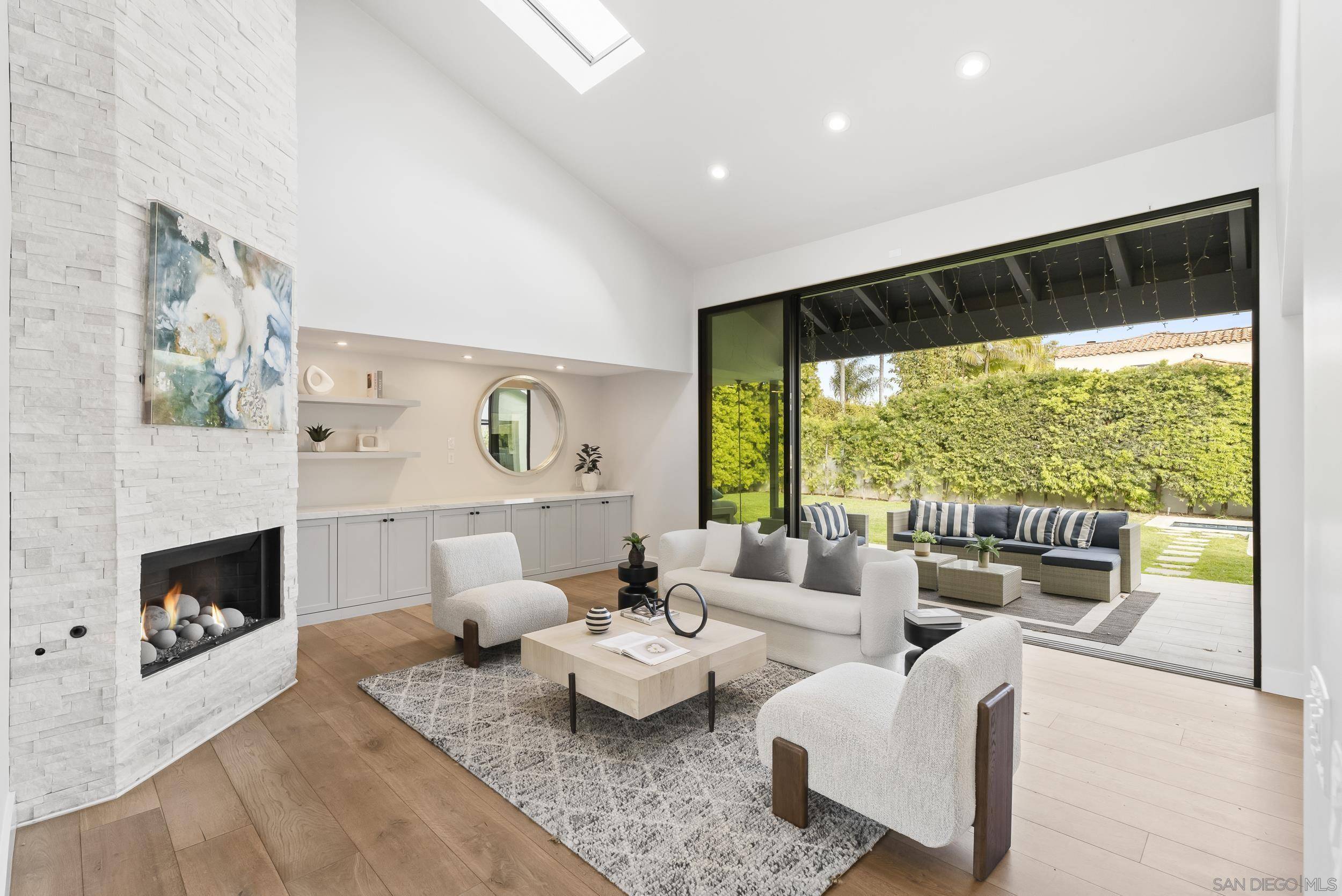 Solana Beach, CA 92075,314 S Nardo Ave