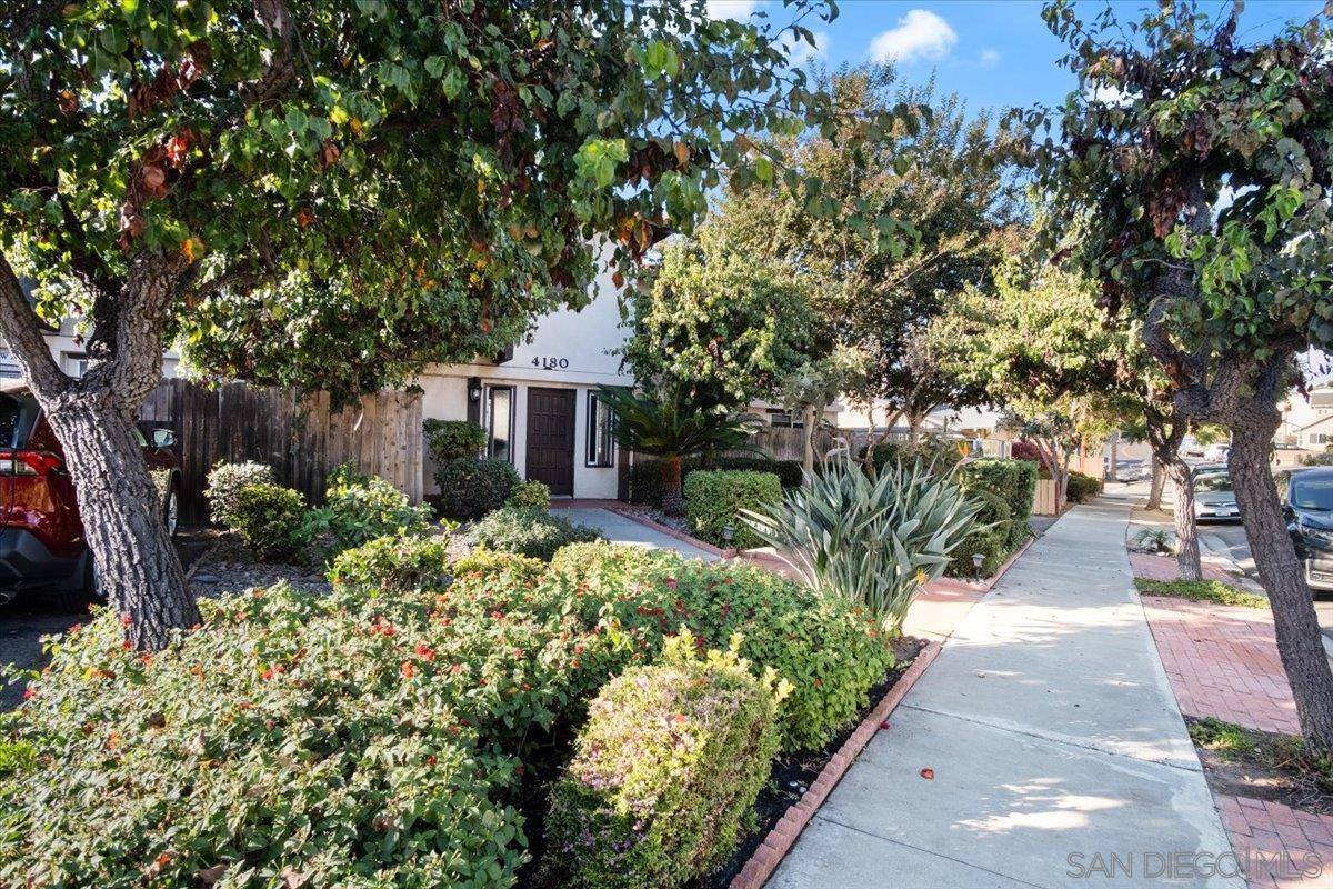 San Diego, CA 92103,4180 Cleveland #10