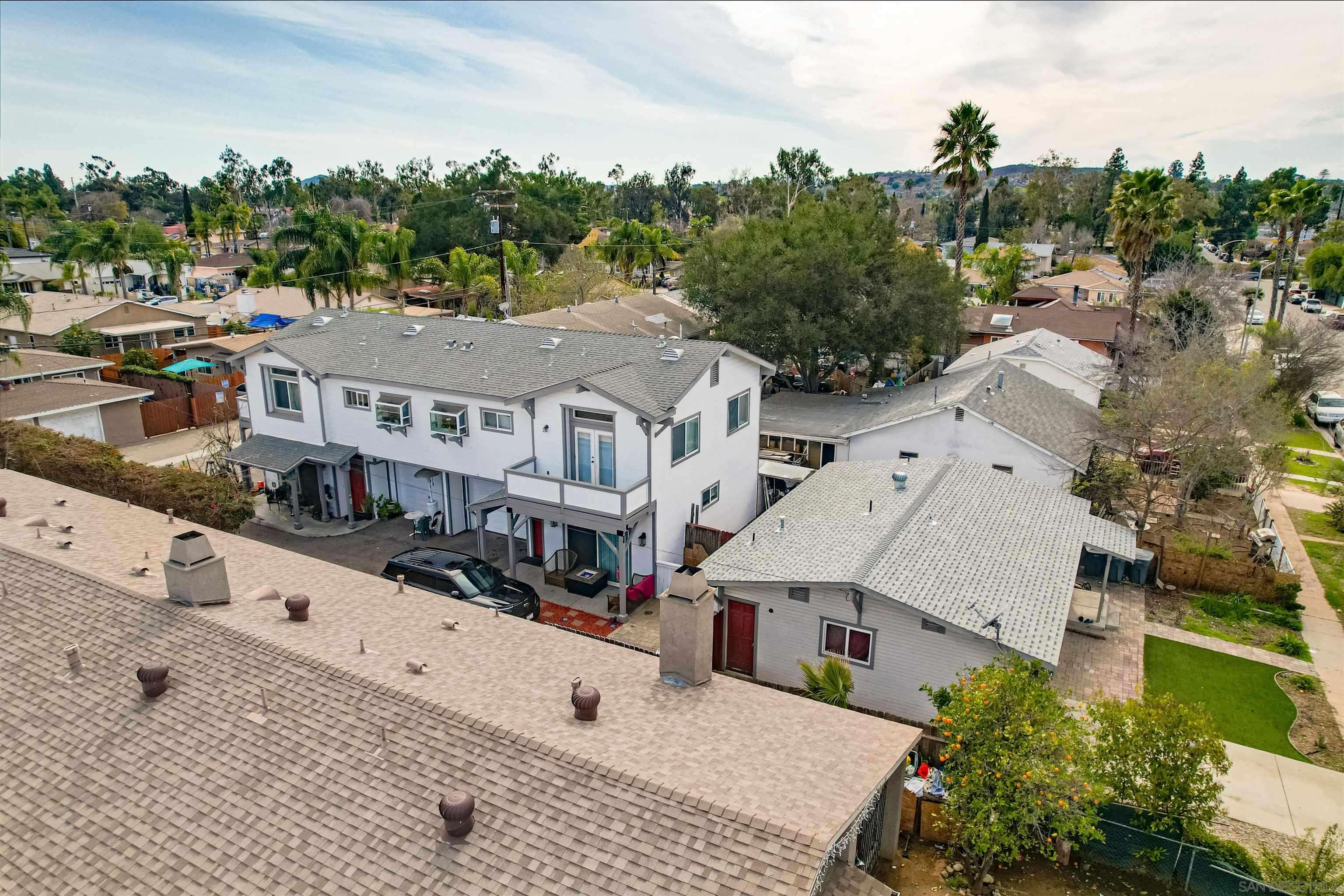 Escondido, CA 92025,319-27 W 10th Ave