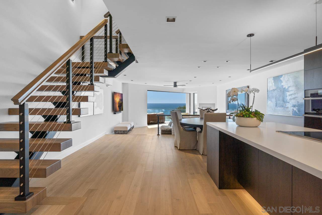 Solana Beach, CA 92075,135 S Sierra Ave #32