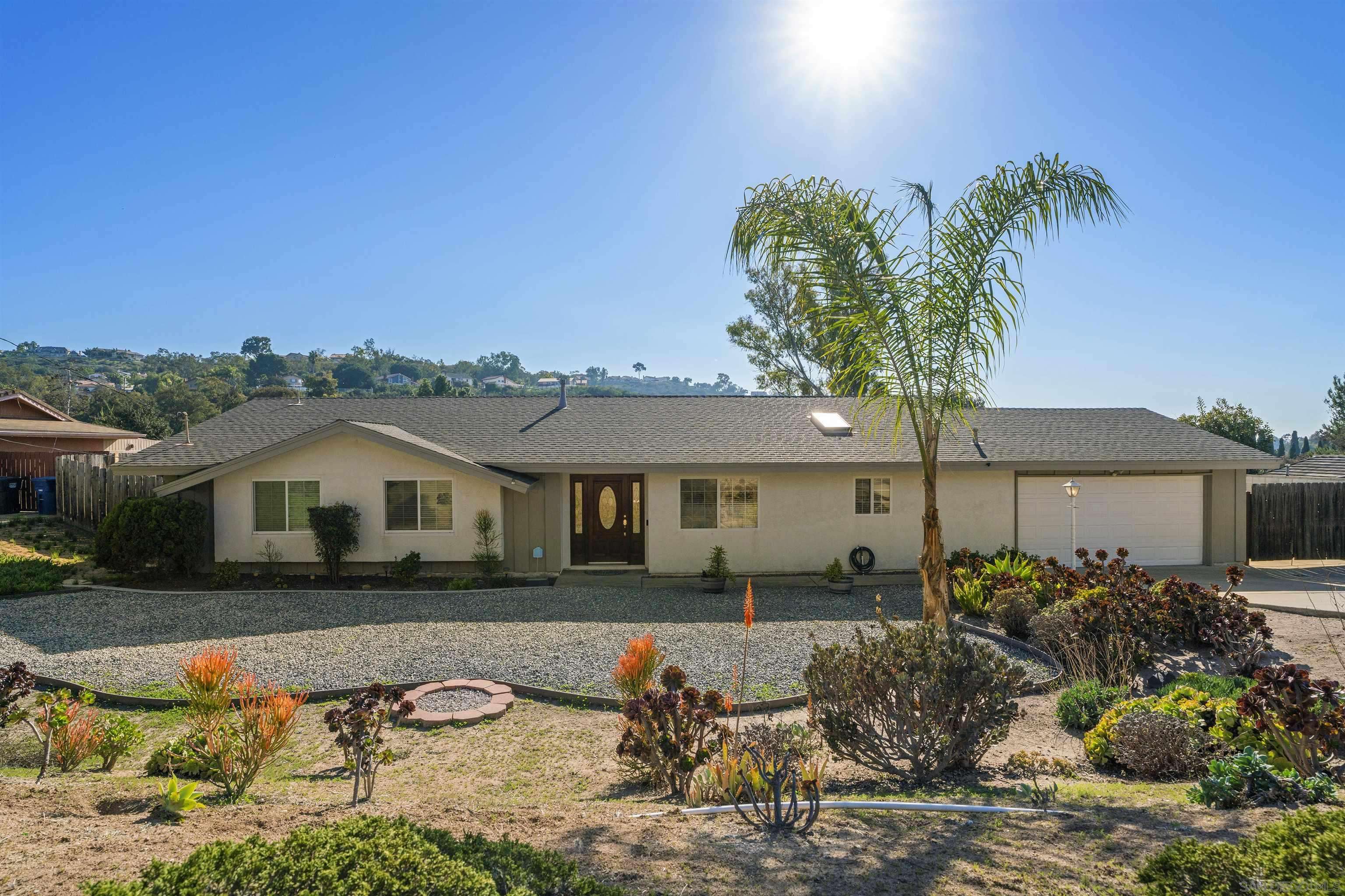 Bonita, CA 91902,236 Camino Elevado