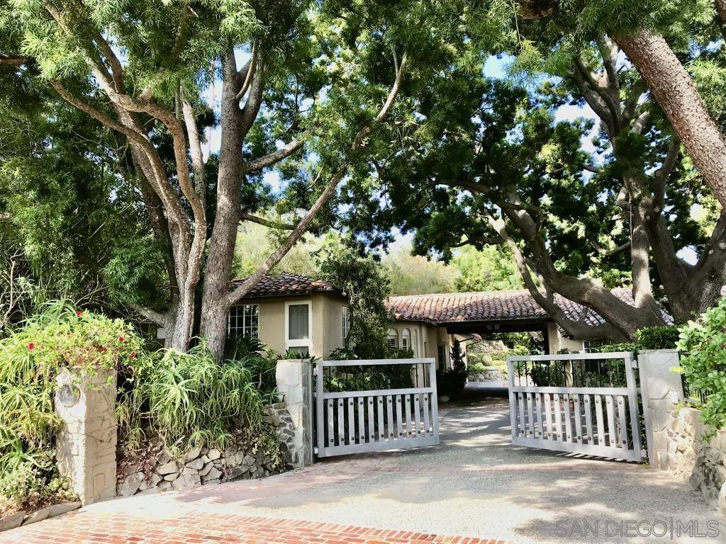 Rancho Santa Fe, CA 92067,5505 Codorniz (Gate House)