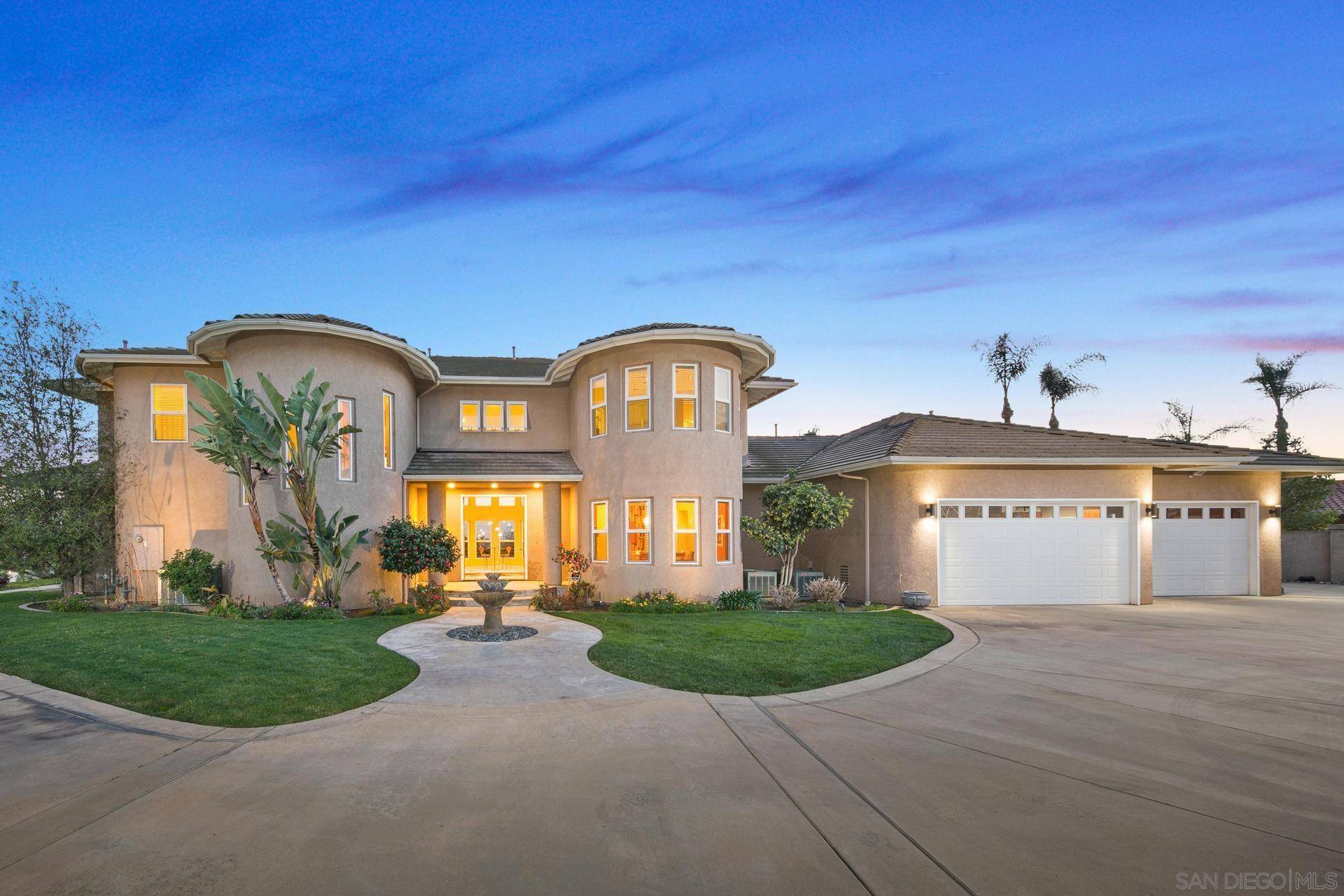 El Cajon, CA 92019,836 Camelot Pkwy