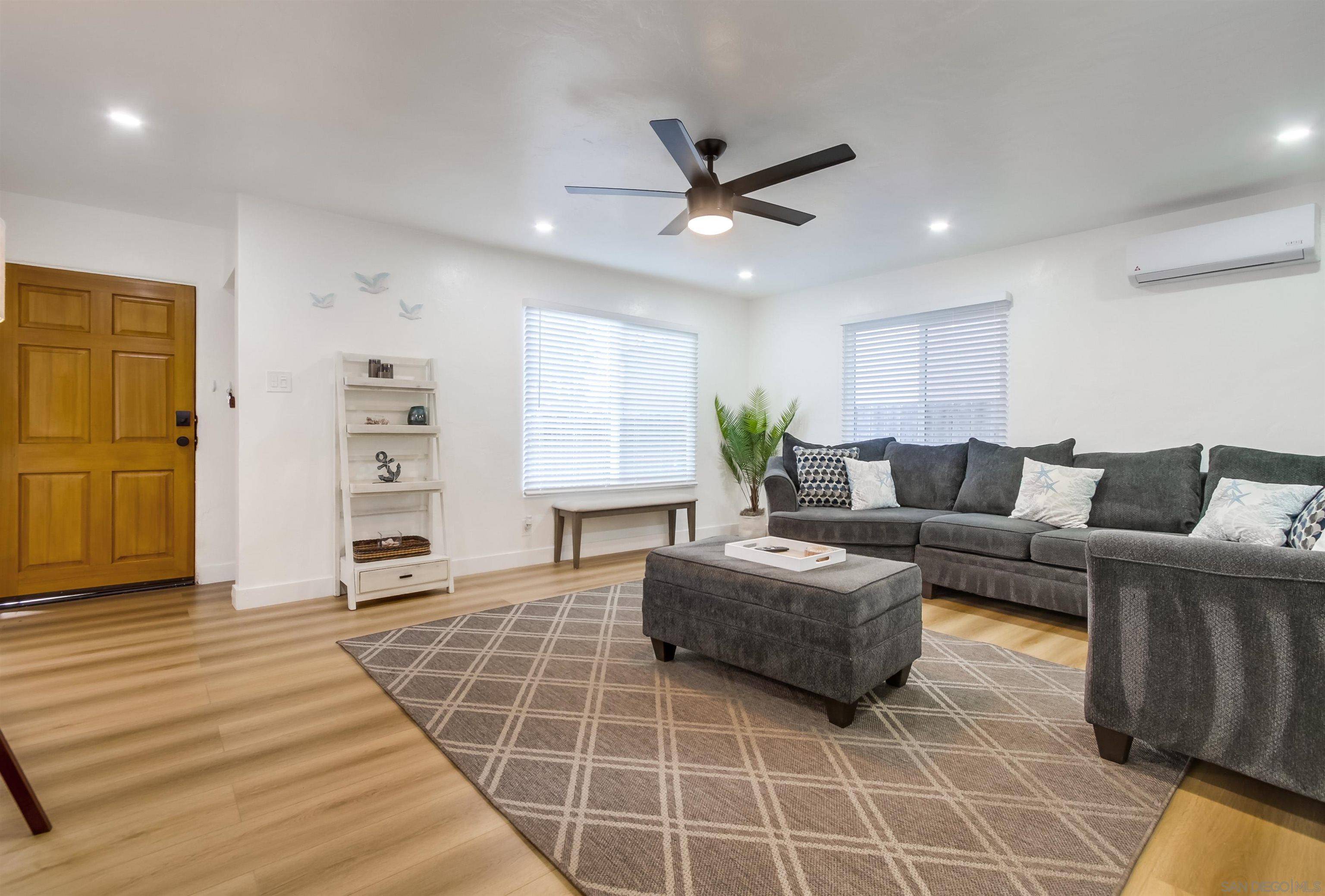 Imperial Beach, CA 91932,615 Florence Street
