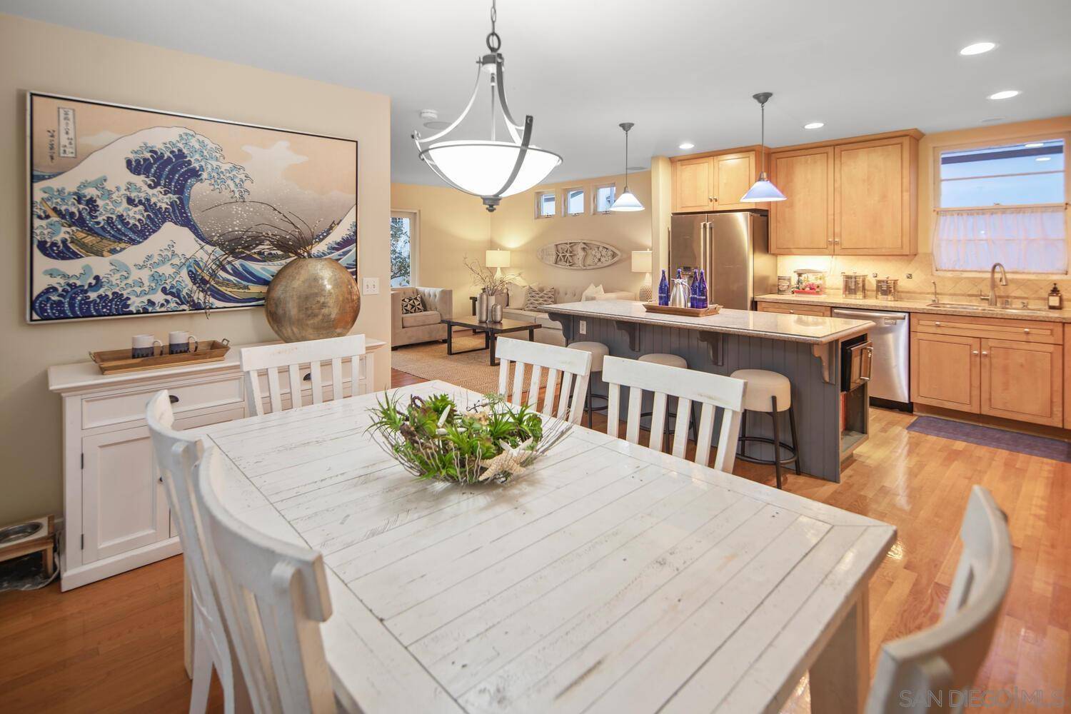 Coronado, CA 92118,420 H Avenue