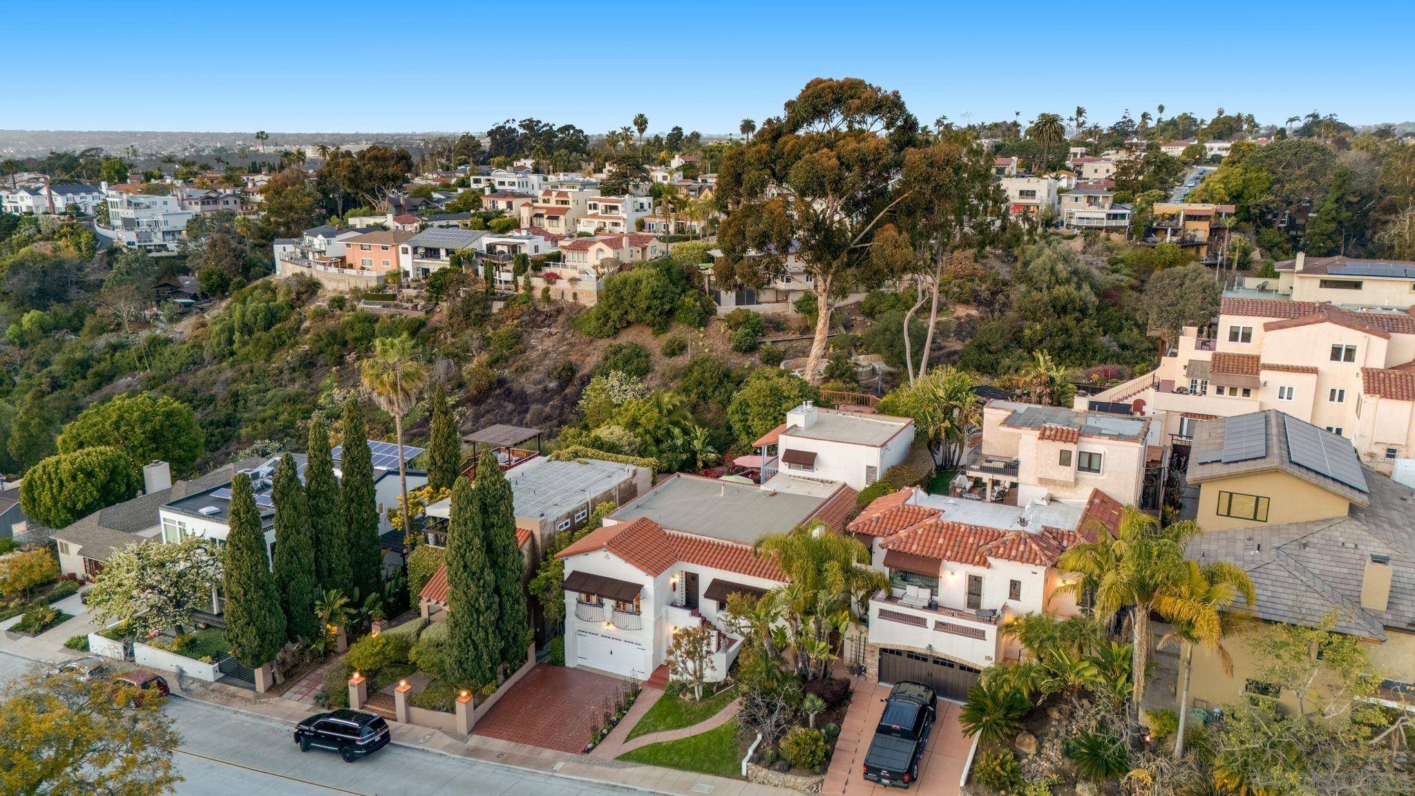 San Diego, CA 92103,2270 Juan St