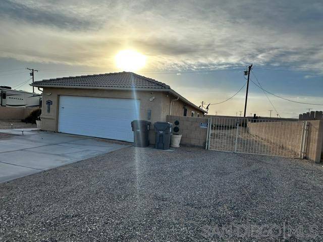 Thermal,, CA 92274,2001 Bell Court