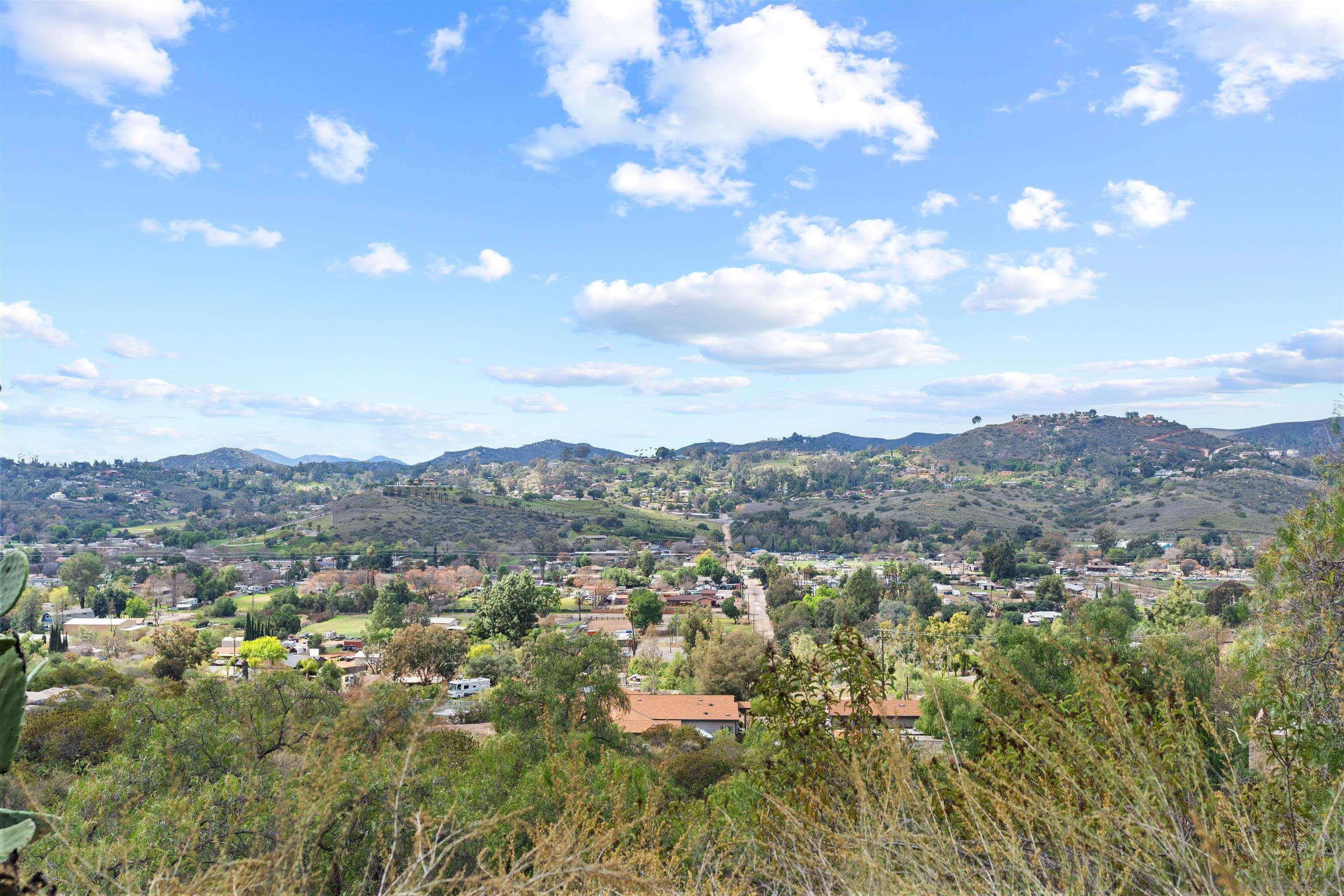 Lakeside, CA 92040,11751 Rocky Lane