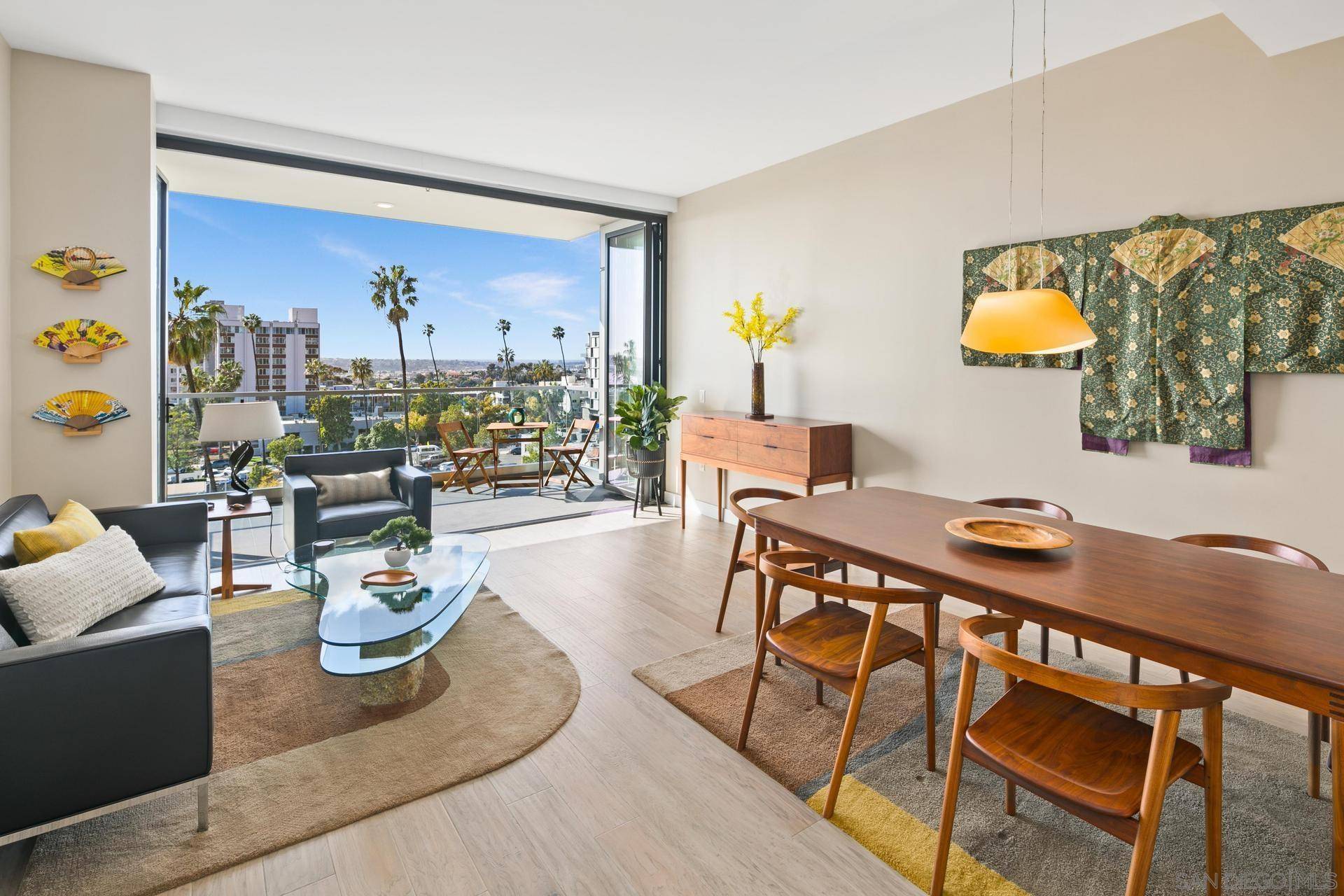 San Diego, CA 92103,2604 5th Avenue #605