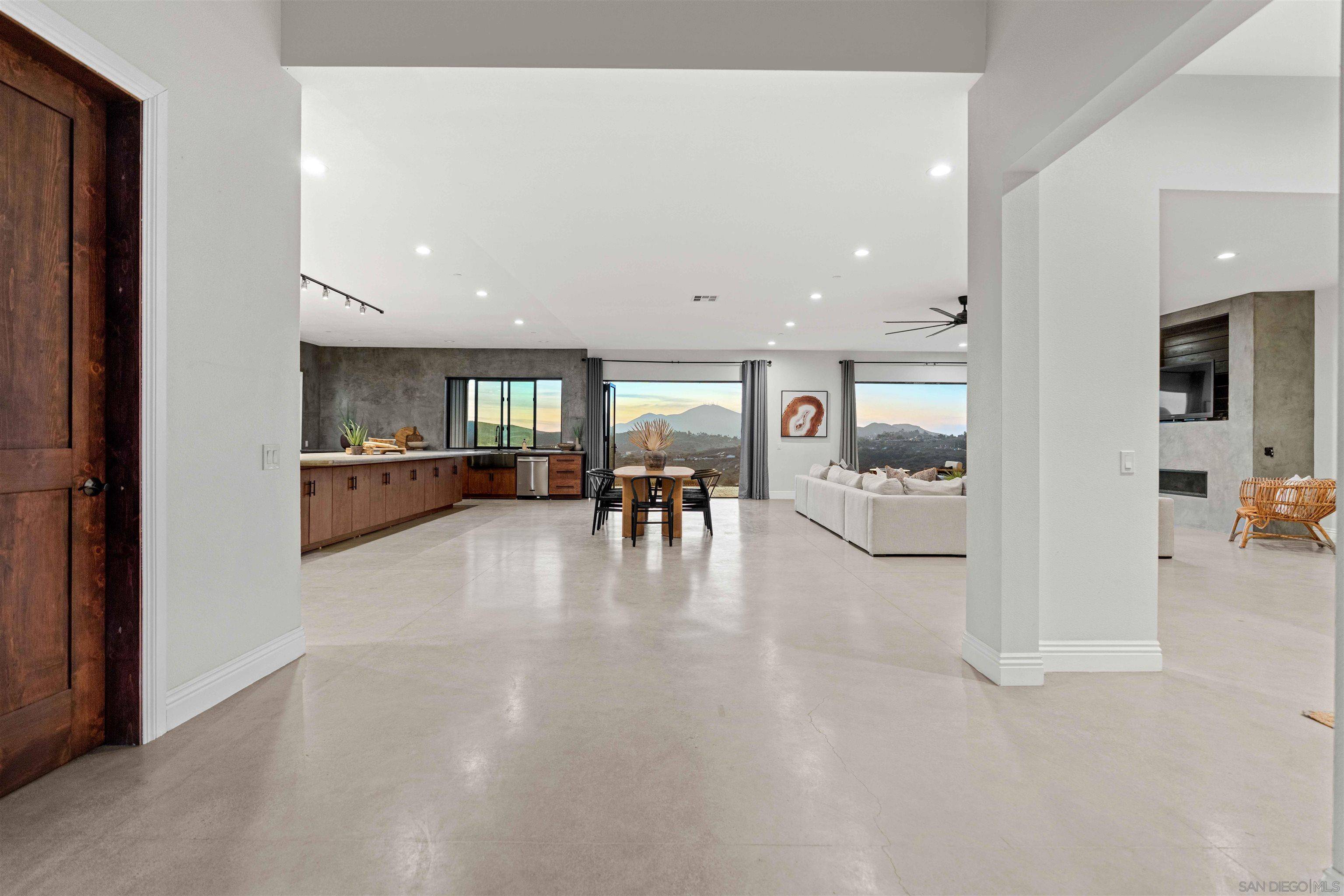 Jamul, CA 91935,13504 Hillside Estates