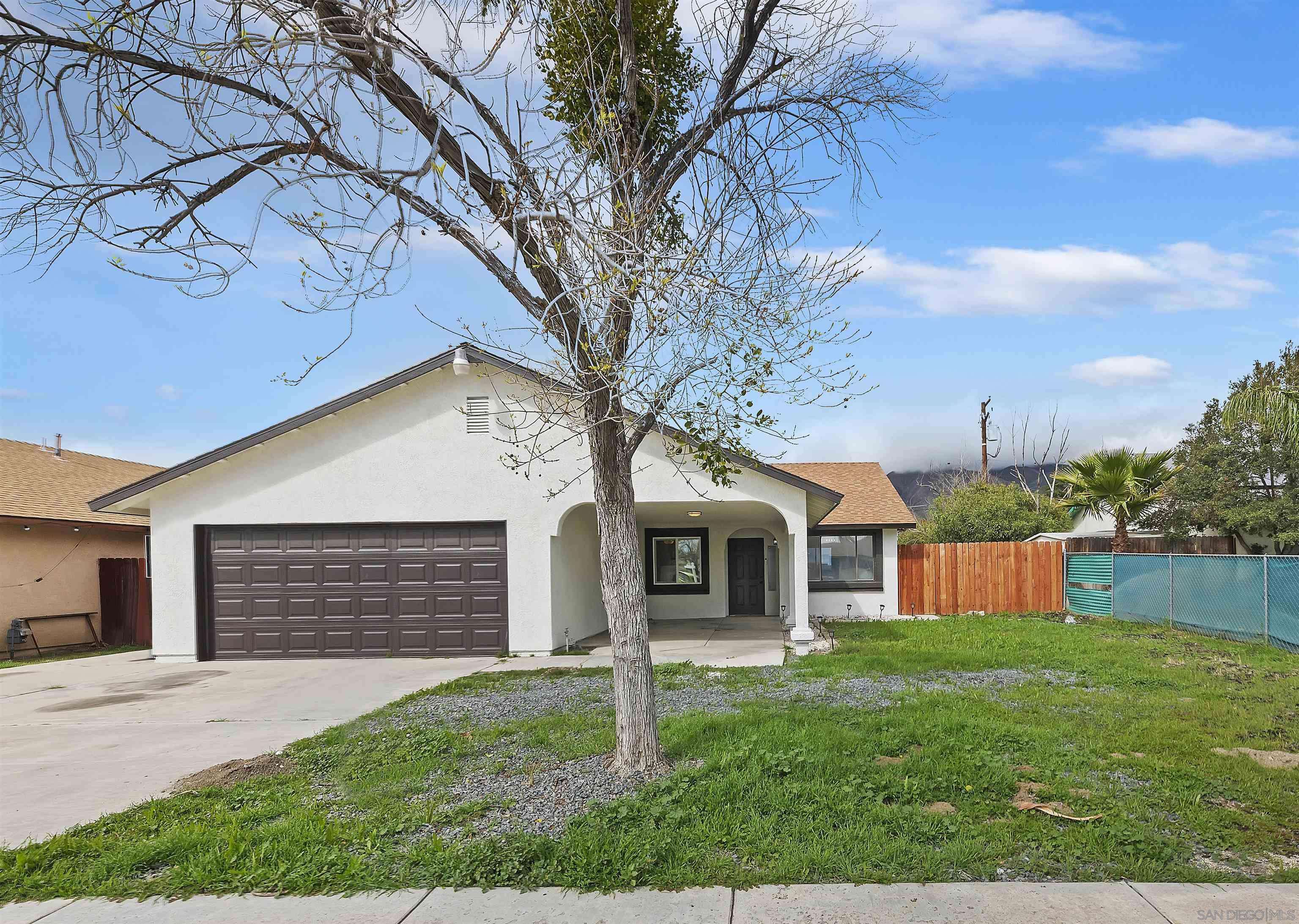 San Jacinto, CA 92583,639 E 5Th St
